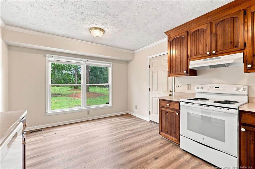 Photo 12 - 924 E Winds Lane, Fayetteville, NC 28311, Fayetteville