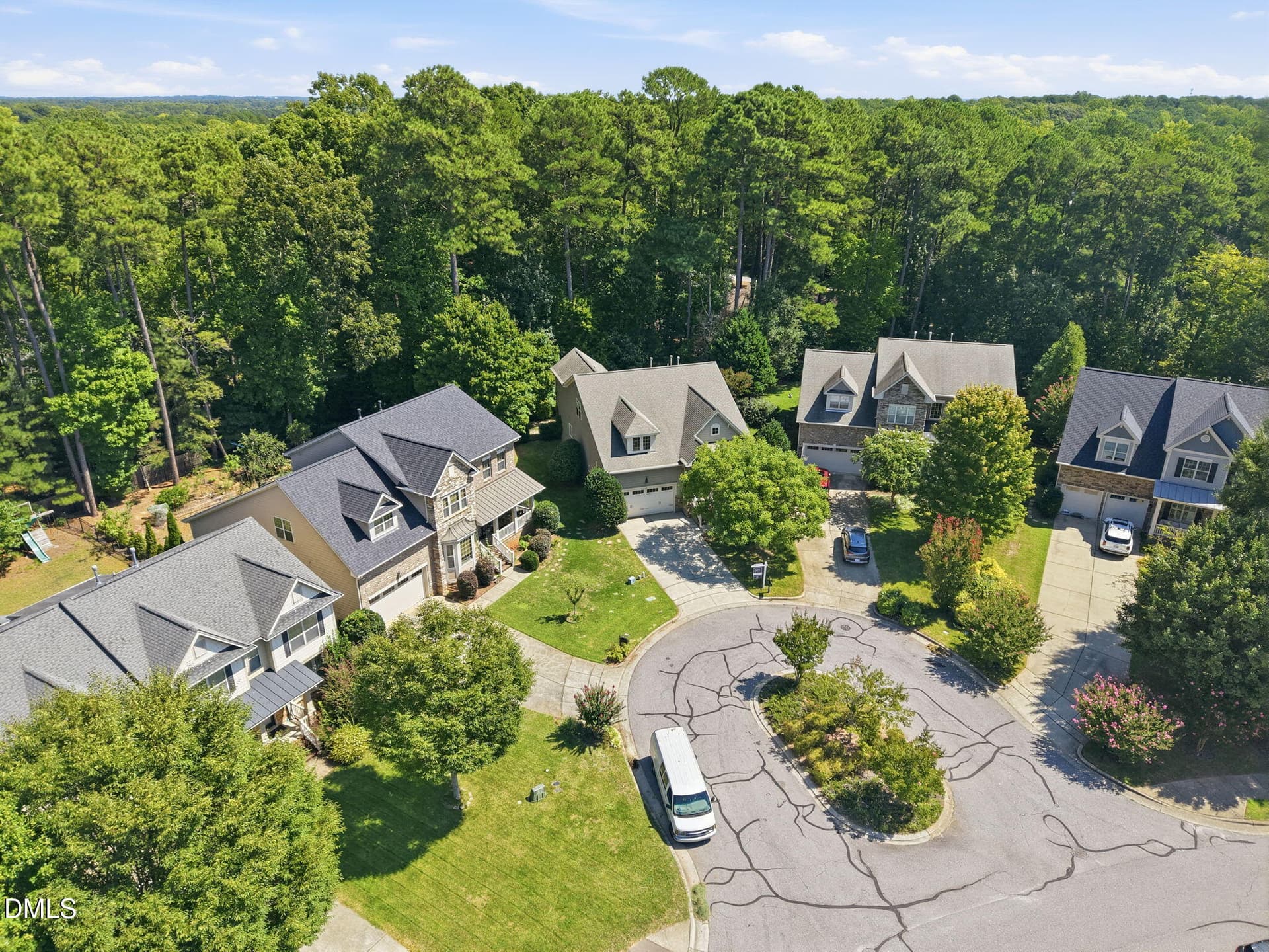 24-web-or-mls-DJI_20260831120057_0312_D - 186 Briarfield Drive, Apex, NC 27502
