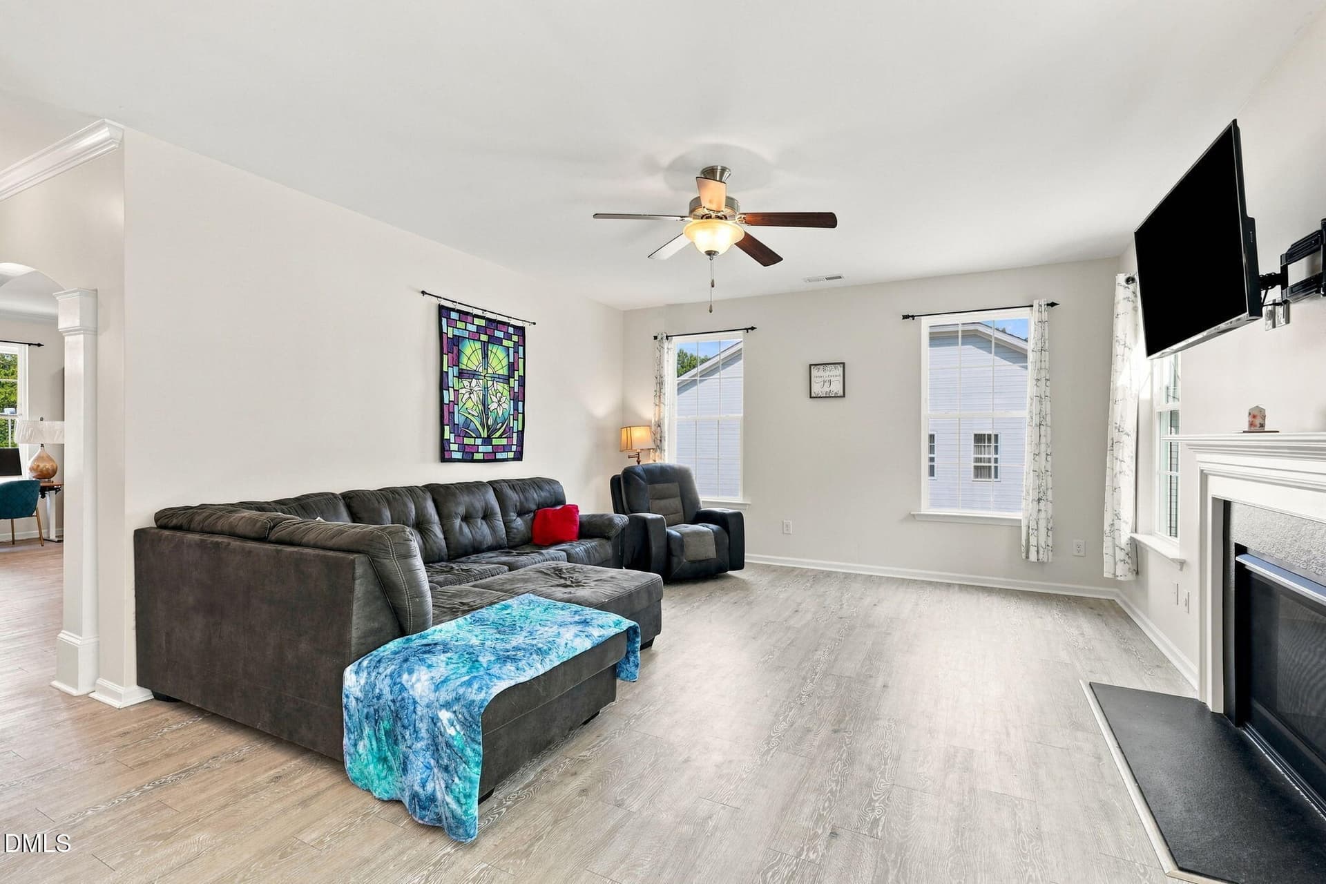 15-living-room - 8109 Fieldcrest Lane, Fuquay Varina, NC 27526
