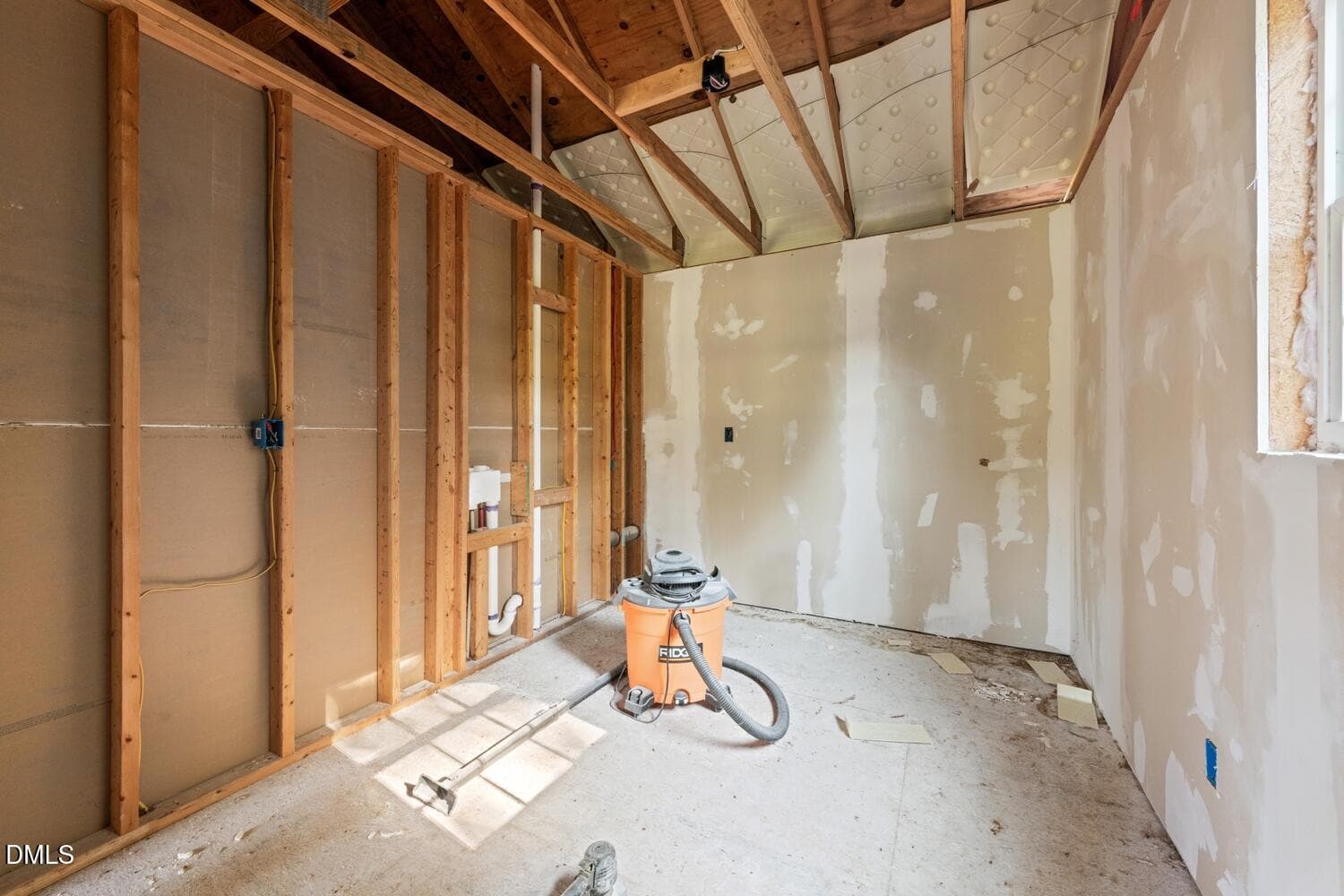 office or bath - 54 Zacks Road, Hurdle Mills, NC 27541