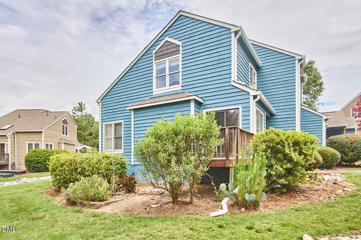 004 - 9 Hickory Wood Square, Durham, NC 27713