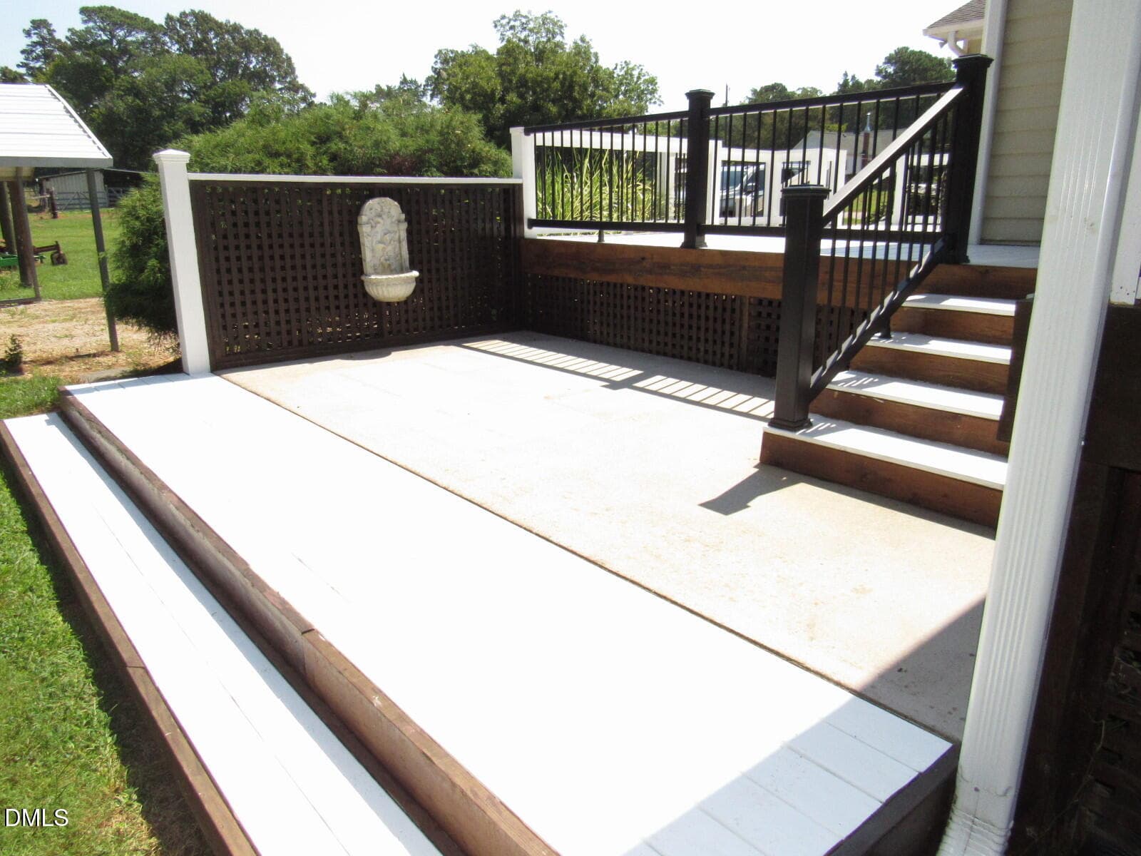 Patio - 1290 Spring Valley Road, Henderson, NC 27537