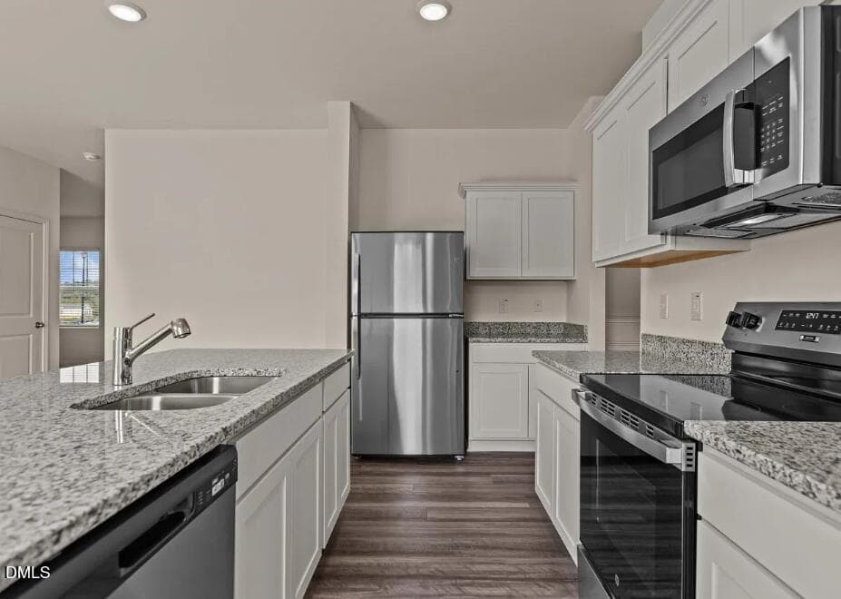 Beacon Kitchen 2 - 154 S Waterstone Lane, Clayton, NC 27520, Clayton