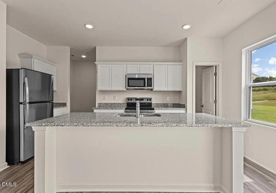 Beacon Kitchen - 154 S Waterstone Lane, Clayton, NC 27520, Clayton