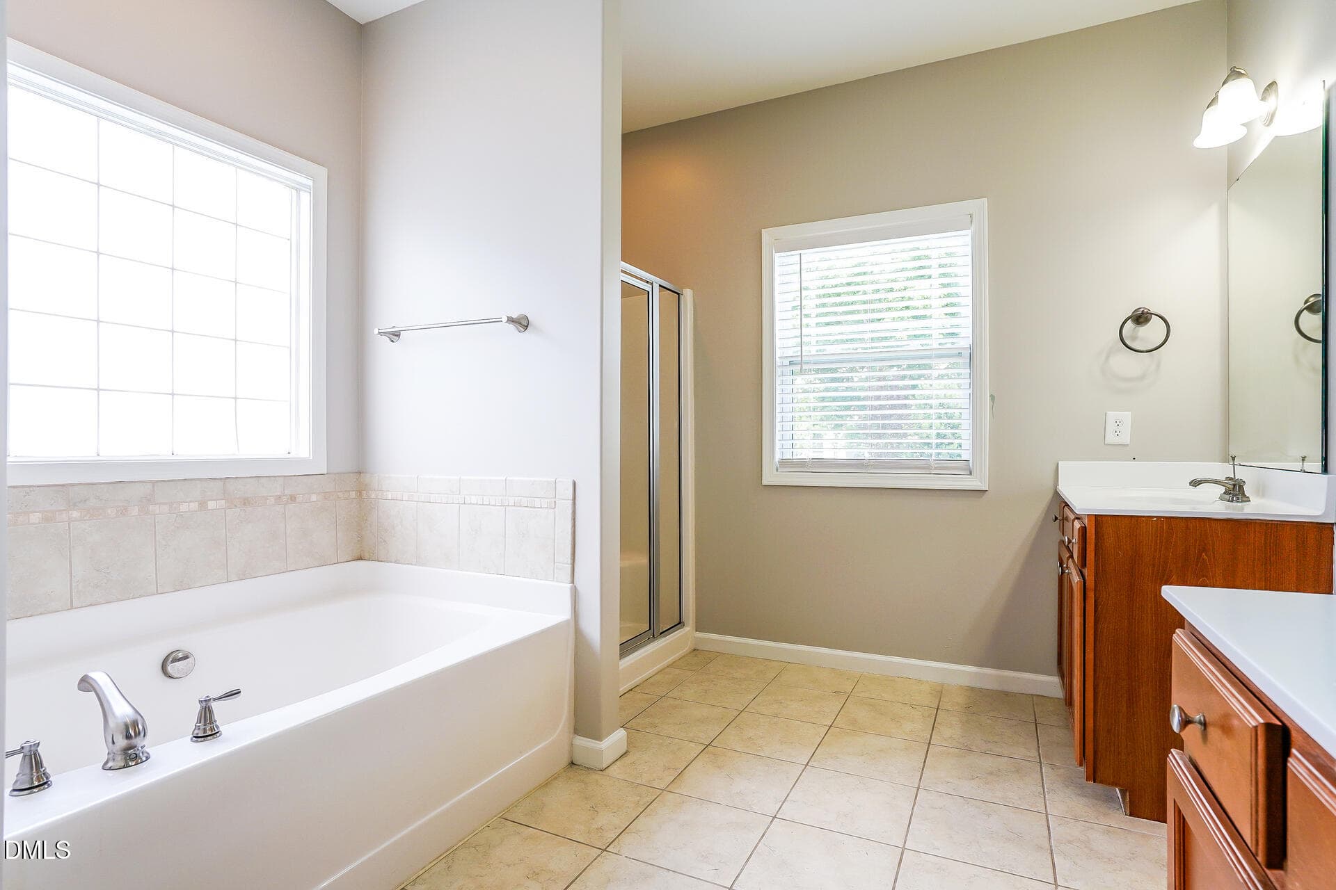 20-photo-Main-Bathroom-14ce87d2-51a1-46c - 4211 Massey Preserve Trail, Raleigh, NC 27616, Raleigh