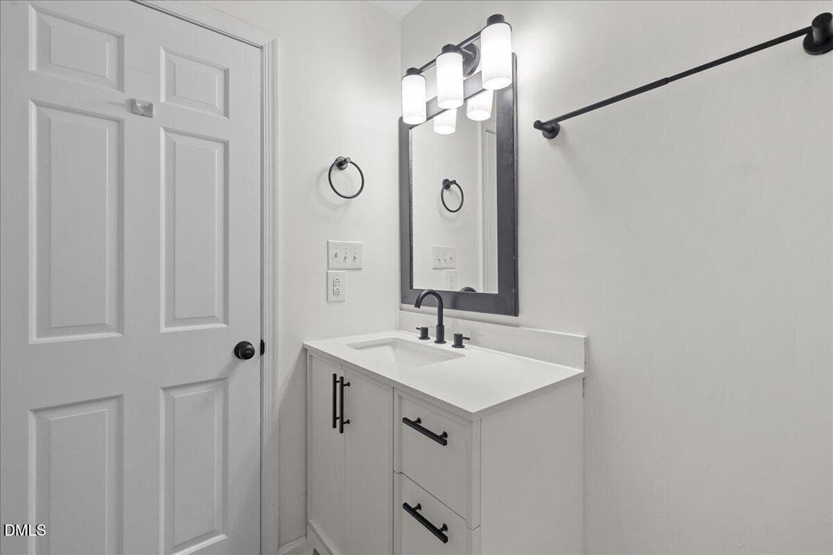 34-12 Patriot Cir - 12 Patriot Circle, Durham, NC 27704, Durham