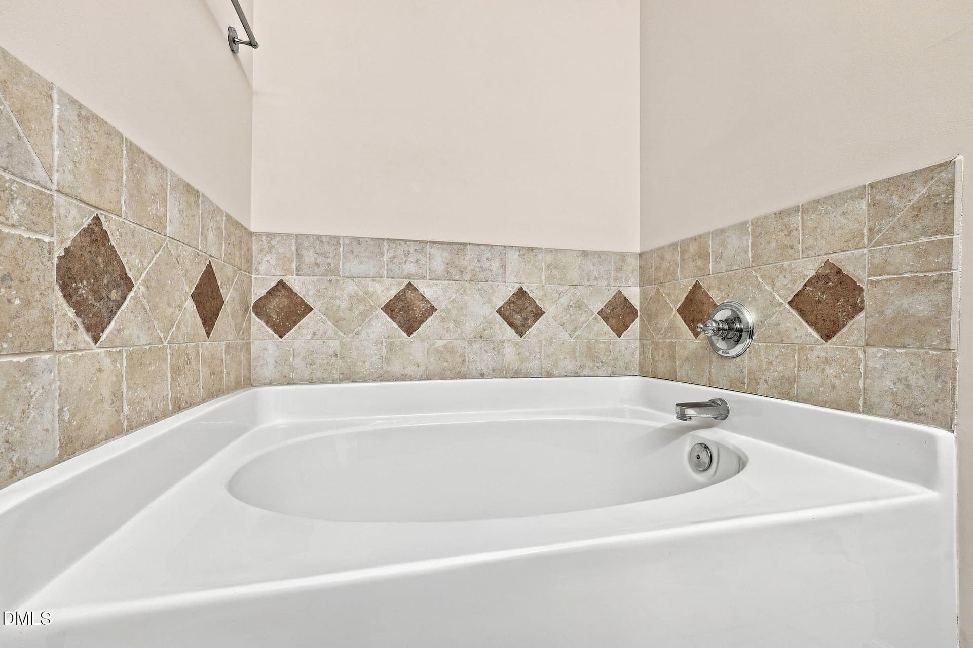 18-web-or-mls-IMG_5849_edit - 36 Old Trestle Court, Angier, NC 27501
