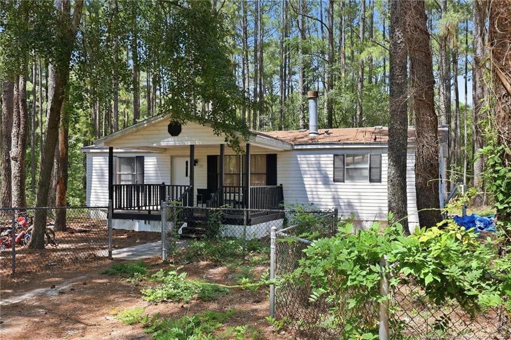 Photo 2 - 22 W Governor Brandon Street, Spring Lake, NC 28390