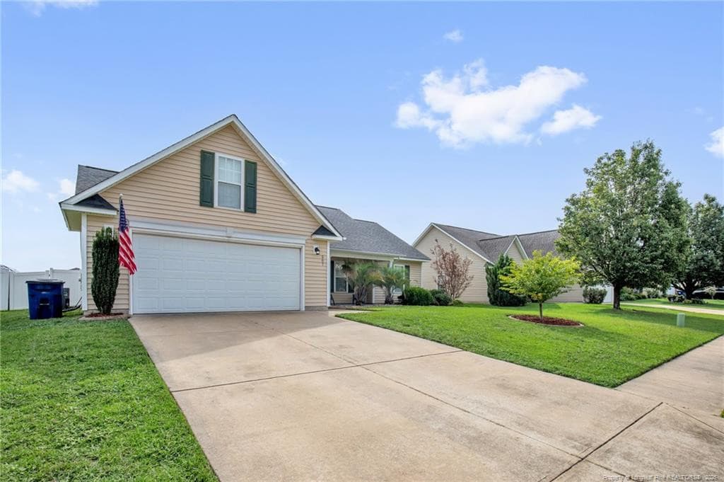 Photo 3 - 507 Fairfield Circle, Raeford, NC 28376, Raeford