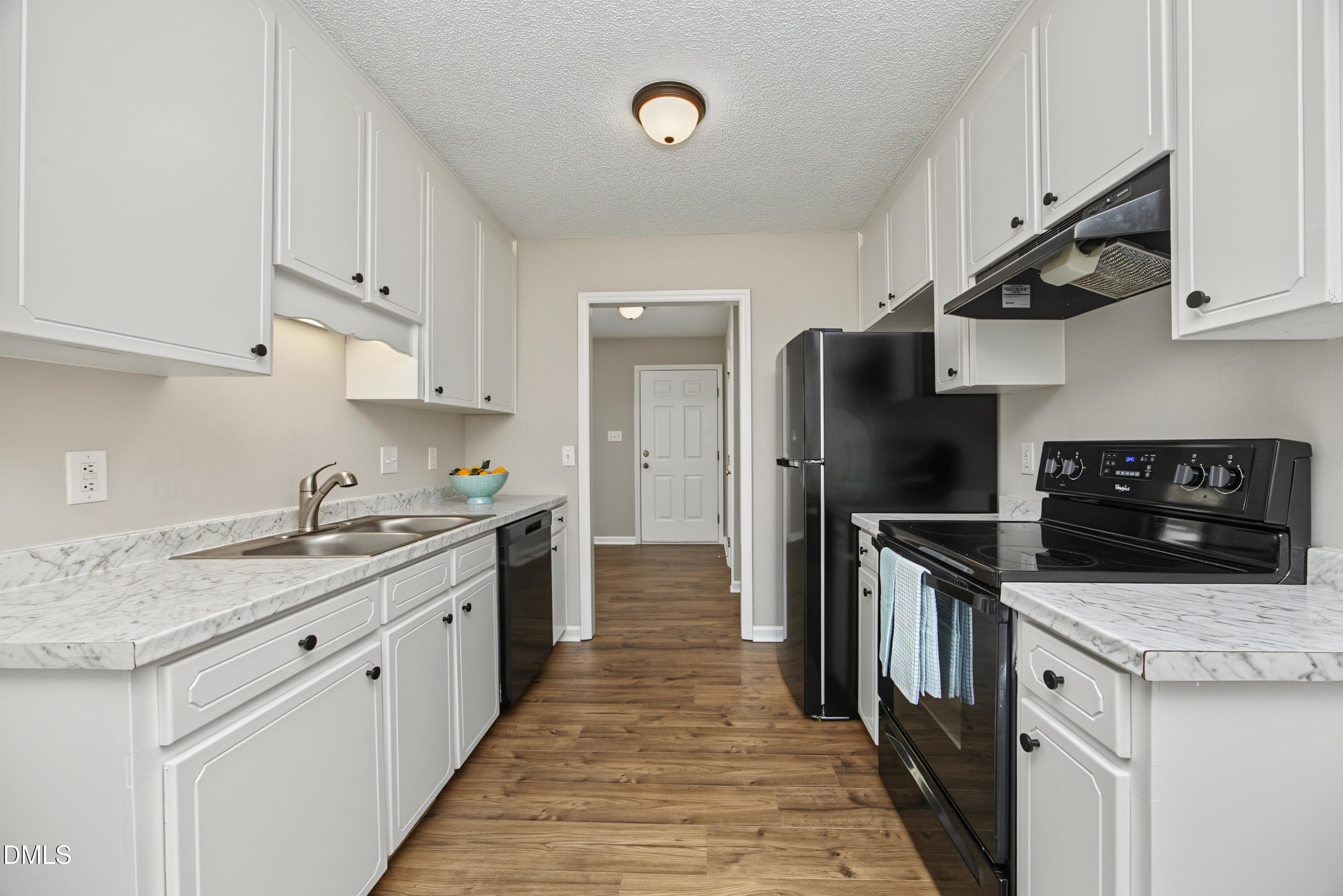 Kitchen - 118 Mckenzie Circle, Clayton, NC 27520, Clayton