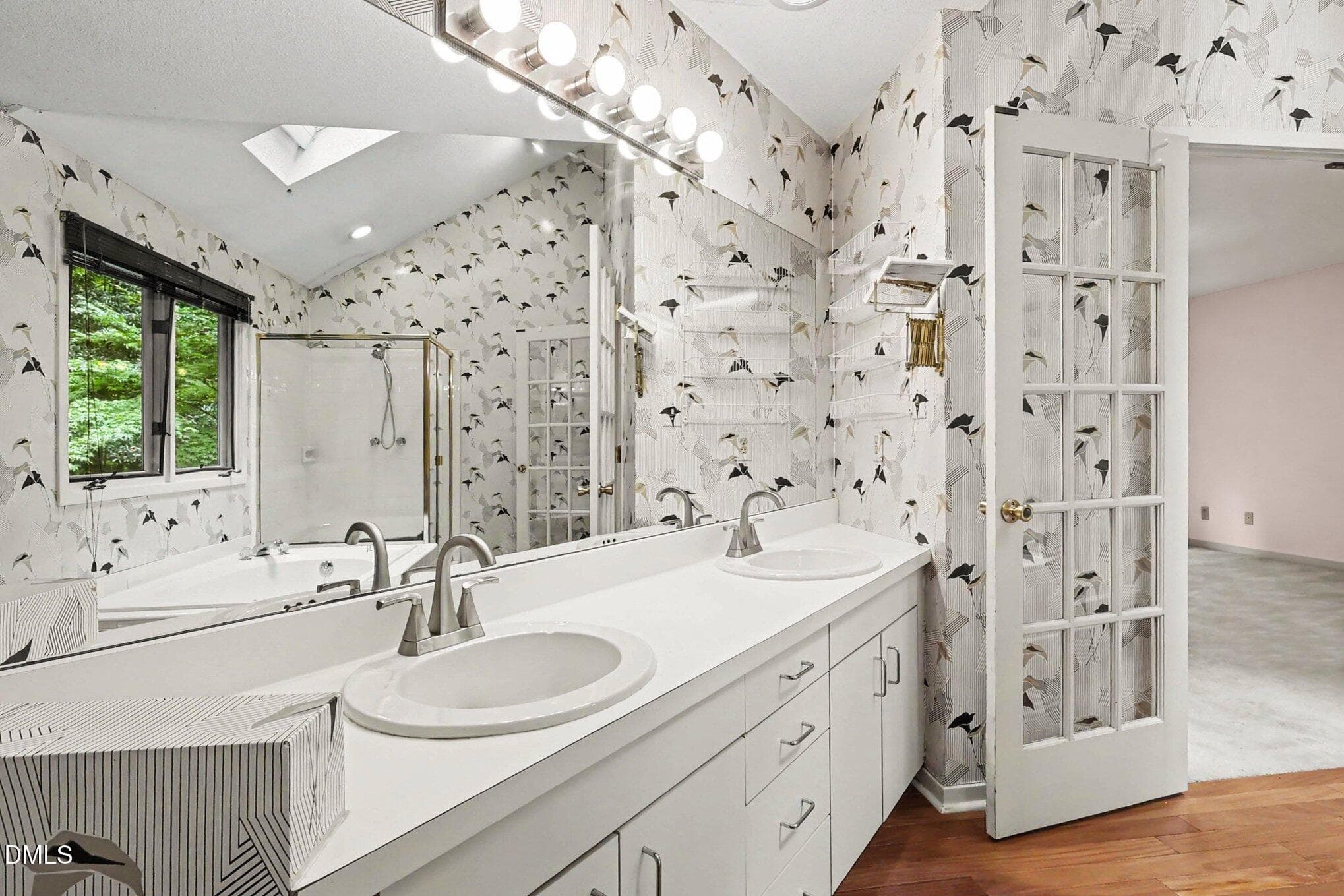 020_file_4305 - 814 Lake Forest Drive, Raleigh, NC 27615, Raleigh