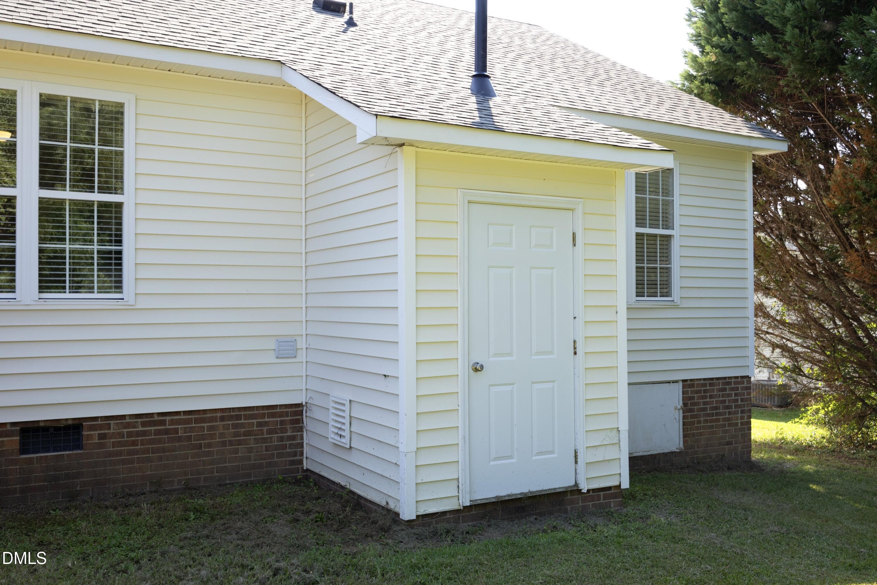 Storage - 118 Mckenzie Circle, Clayton, NC 27520, Clayton