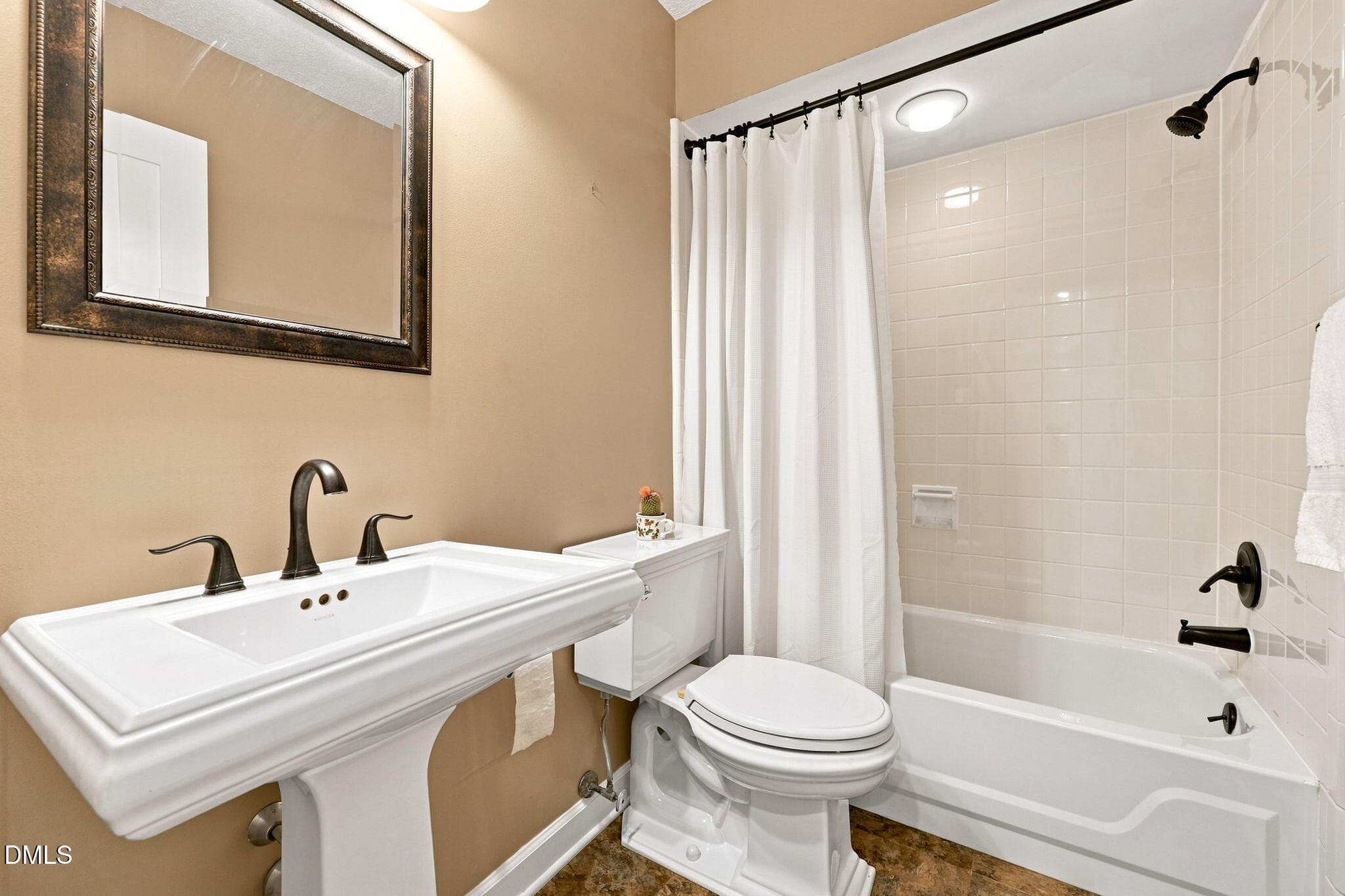 1st FL BA-1 - 72 Stoneridge Road 72, Durham, NC 27705, Durham