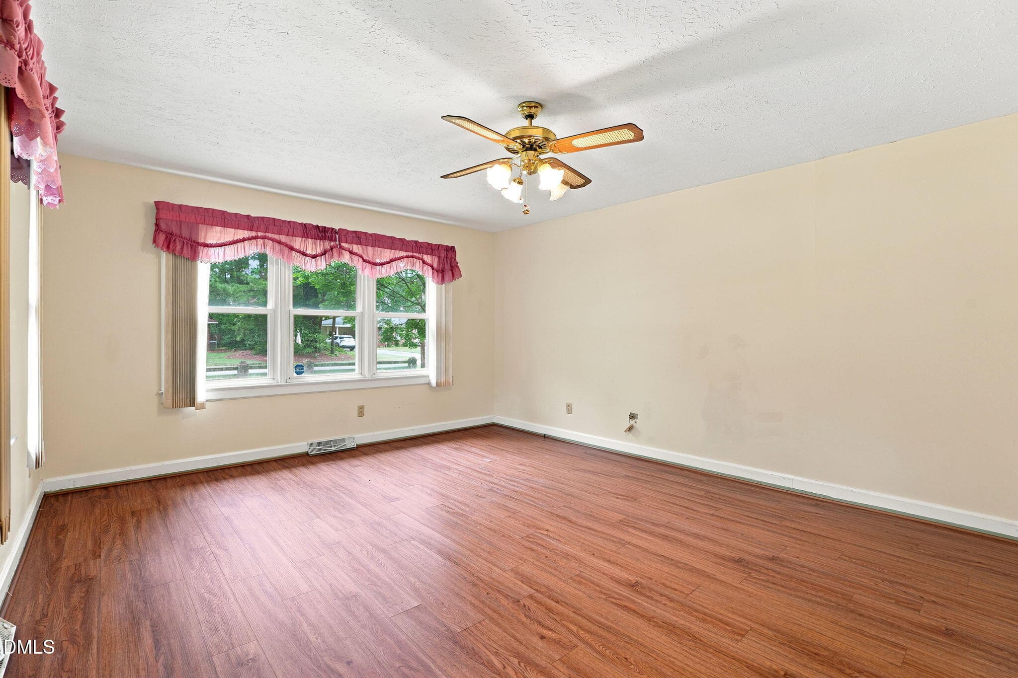 Bonus Room - 3615 Longleaf Drive NE, Elm City, NC 27822, Elm City