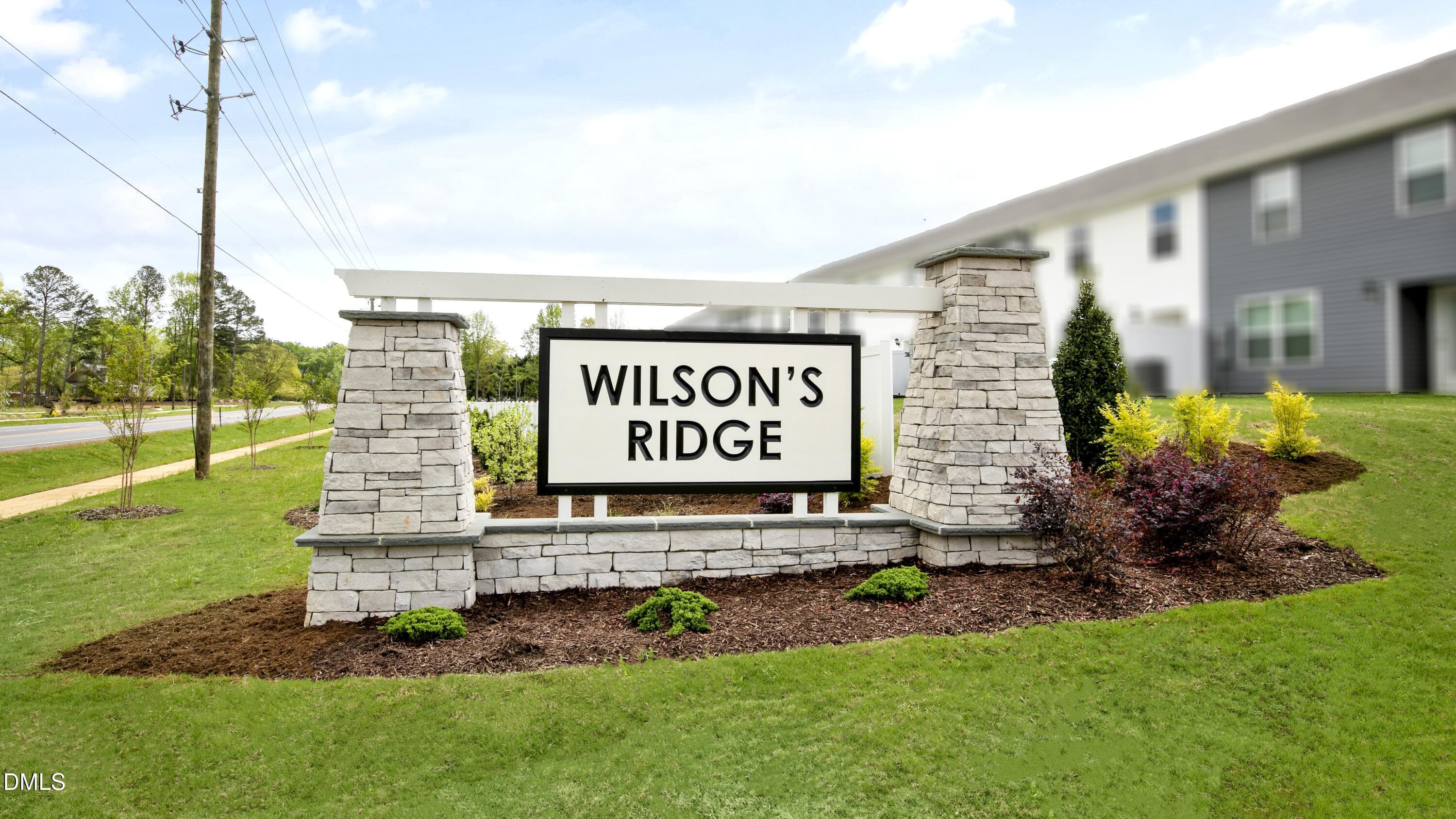 wilson-s-ridge-monument-and-amenities-00 - 209 Holton Street, Wilsons Mills, NC 27577