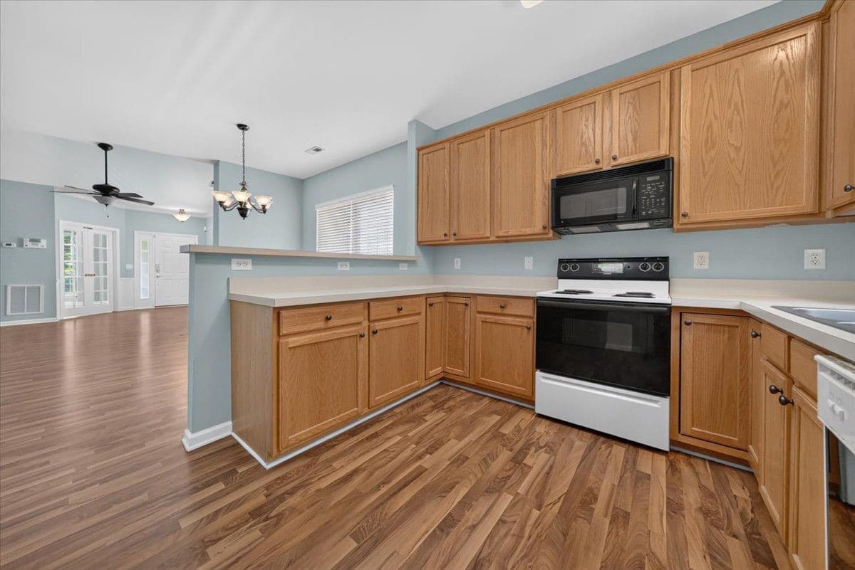 26-5045DeltaLakeDrRaleigh_026.jpg - 5045 Delta Lake Drive, Raleigh, NC 27612, Raleigh