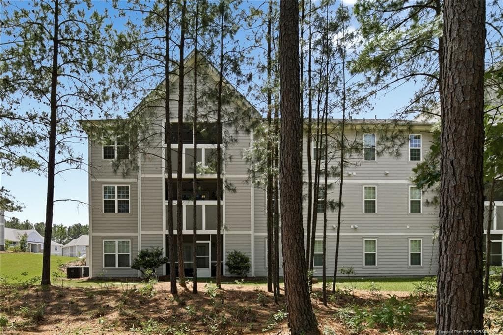 Photo 37 - 288 Gallery Drive 204, Spring Lake, NC 28390