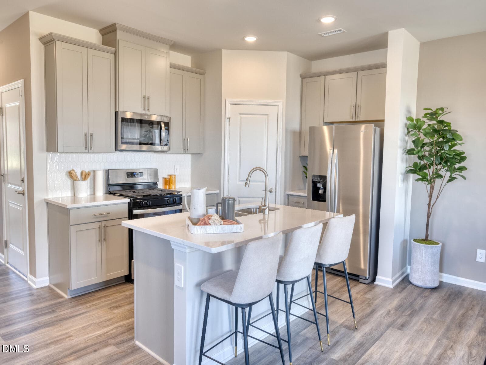 RAL_StillhouseFarmsTownes_Amber_Kitchen_ - 829 Stream View Court, Mebane, NC 27302, Mebane