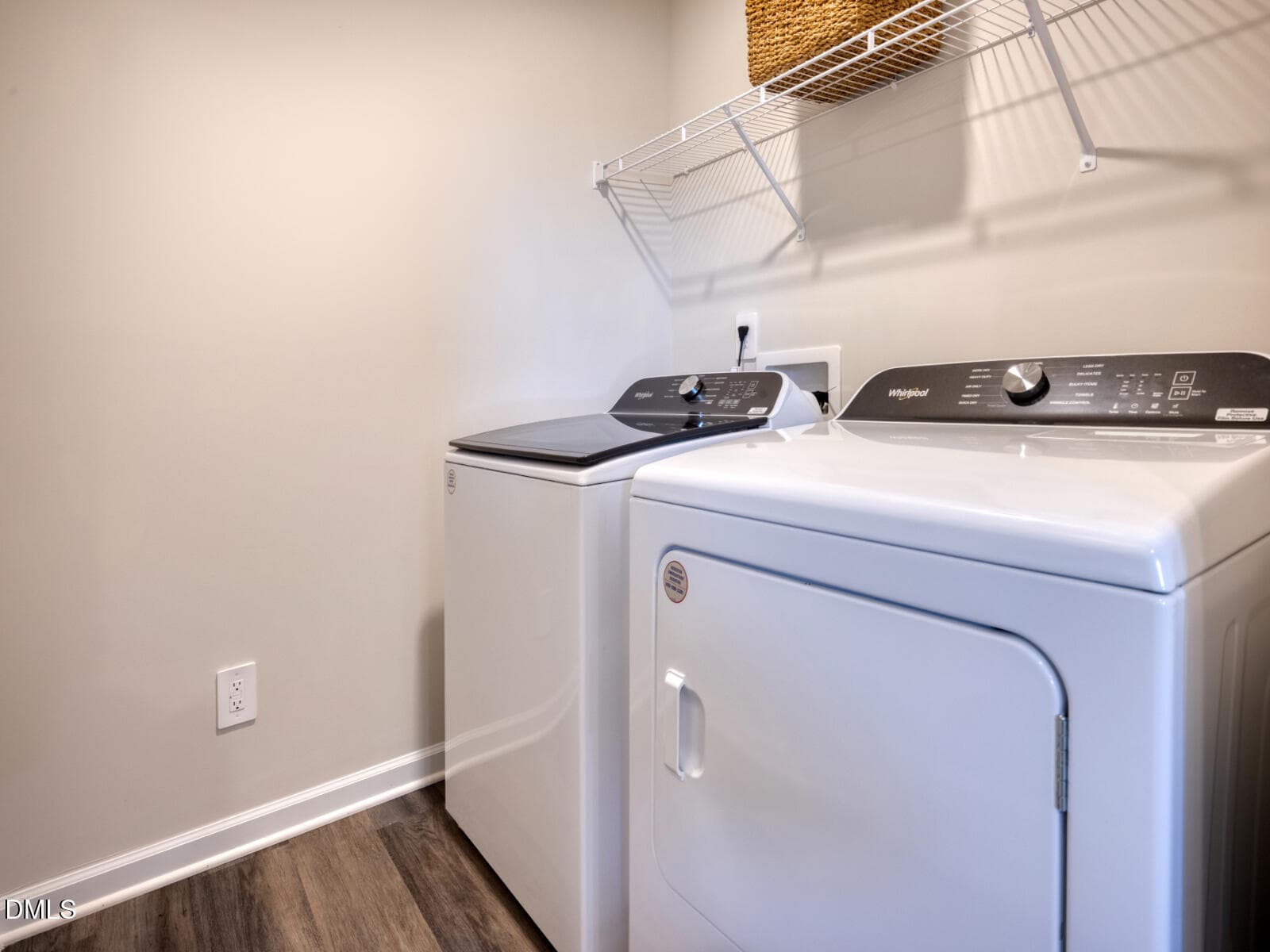 RAL_StillhouseFarmsTownes_Amber_Laundry_ - 829 Stream View Court, Mebane, NC 27302, Mebane