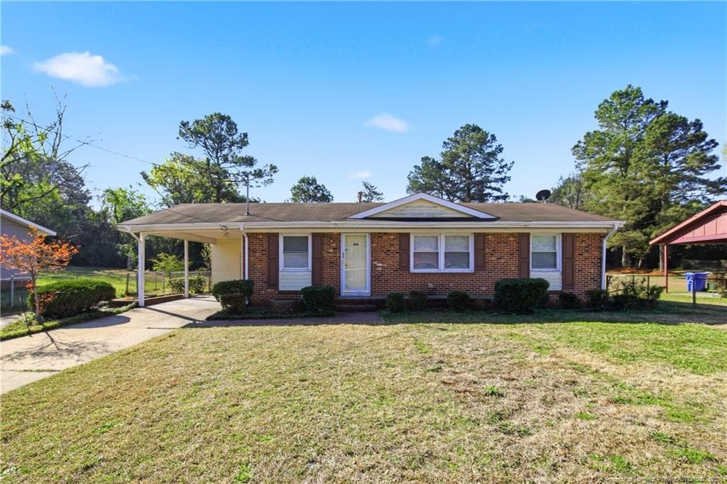 Photo 3 - 2811 Coronada Parkway, Fayetteville, NC 28306, Fayetteville