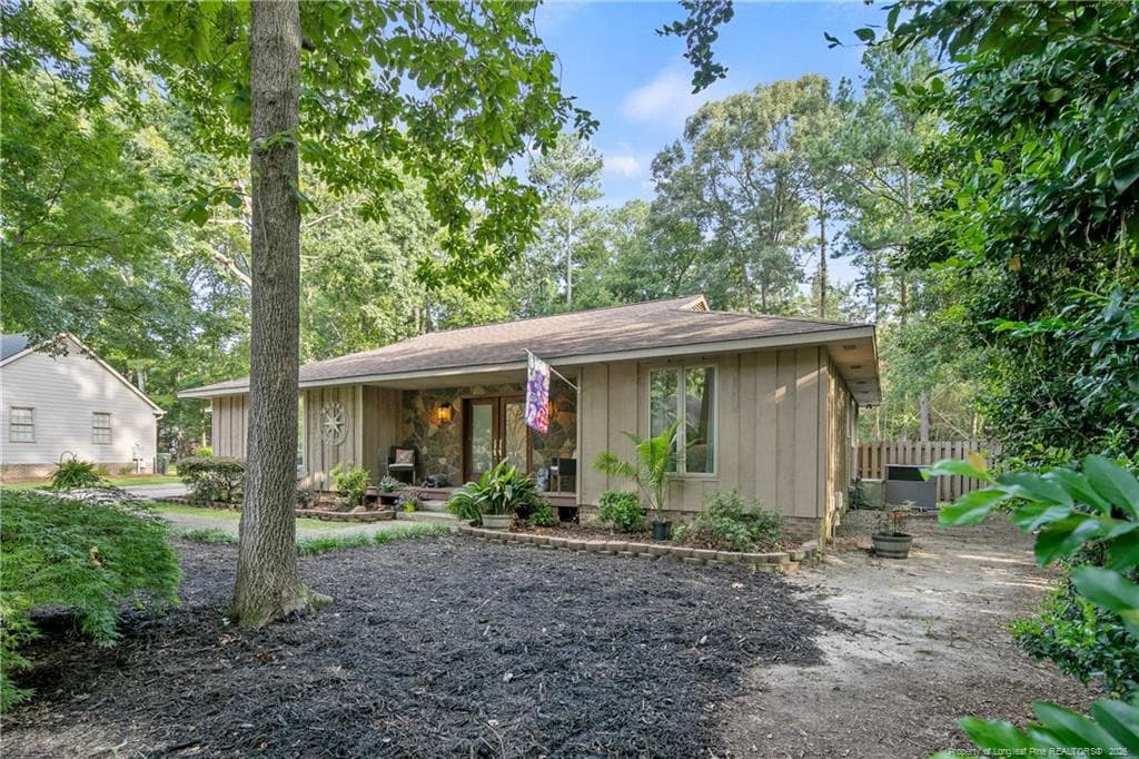 Photo 2 - 3344 Rustburg Drive, Fayetteville, NC 28303, Fayetteville