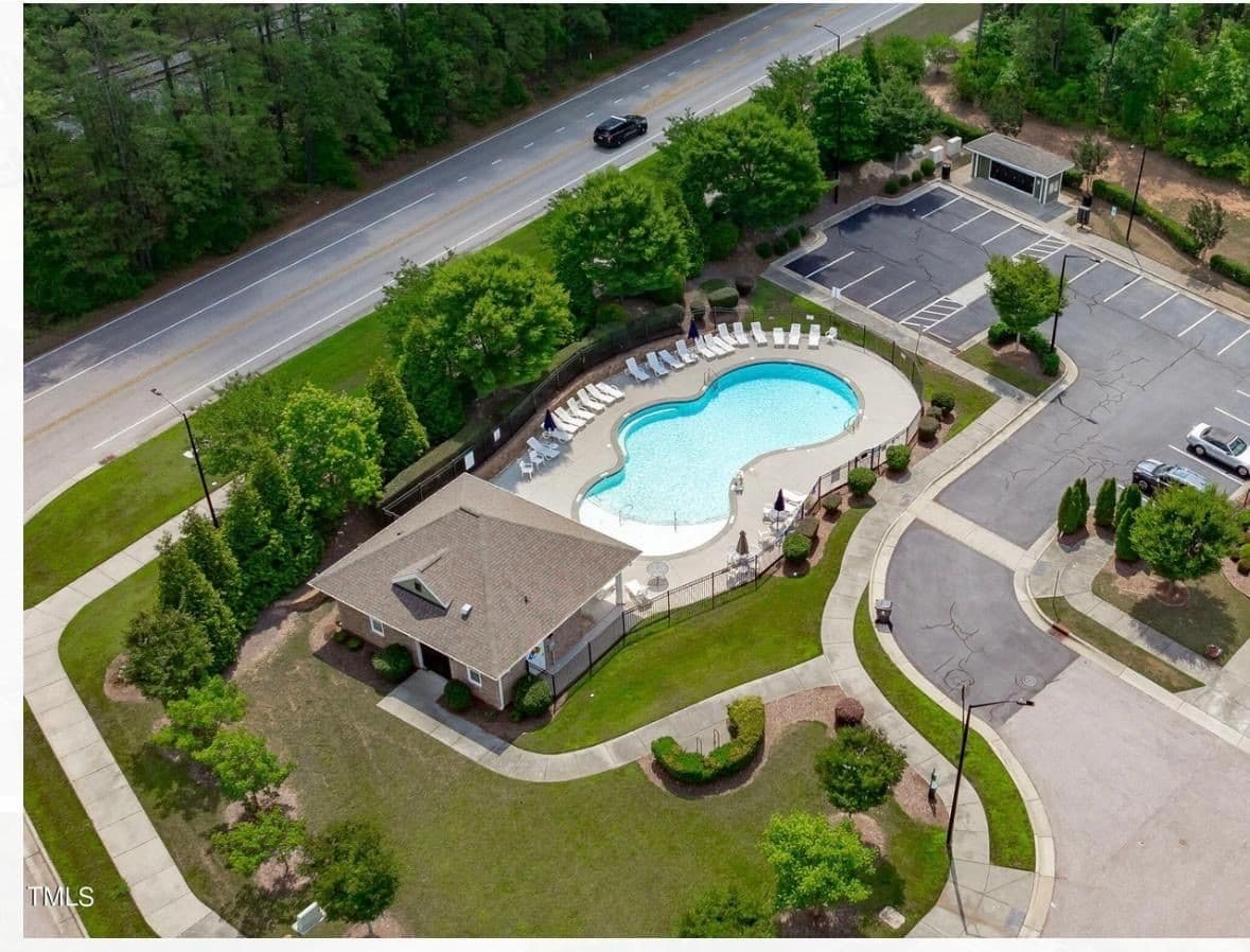 9e9f6798-81a4-44fd-80ad-7590413bb2dd.JPG - 165 Durants Neck Lane, Morrisville, NC 27560, Morrisville