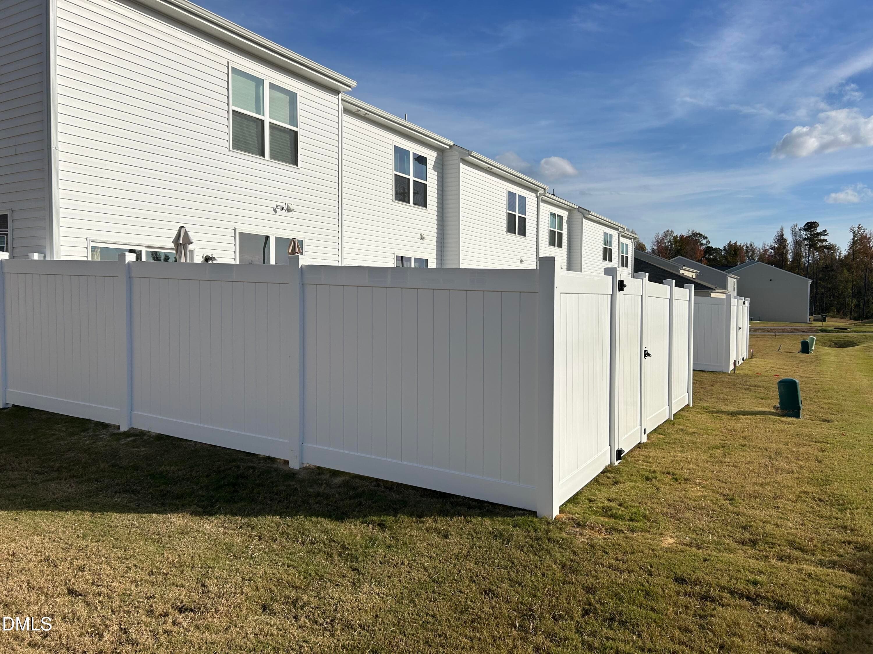 Fence on townhome - 118 S Meyers Court, Clayton, NC 27520, Clayton