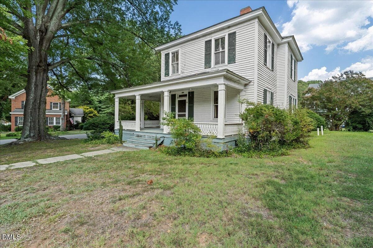 02-DSC03984 - 302 Halifax Street, Warrenton, NC 27589
