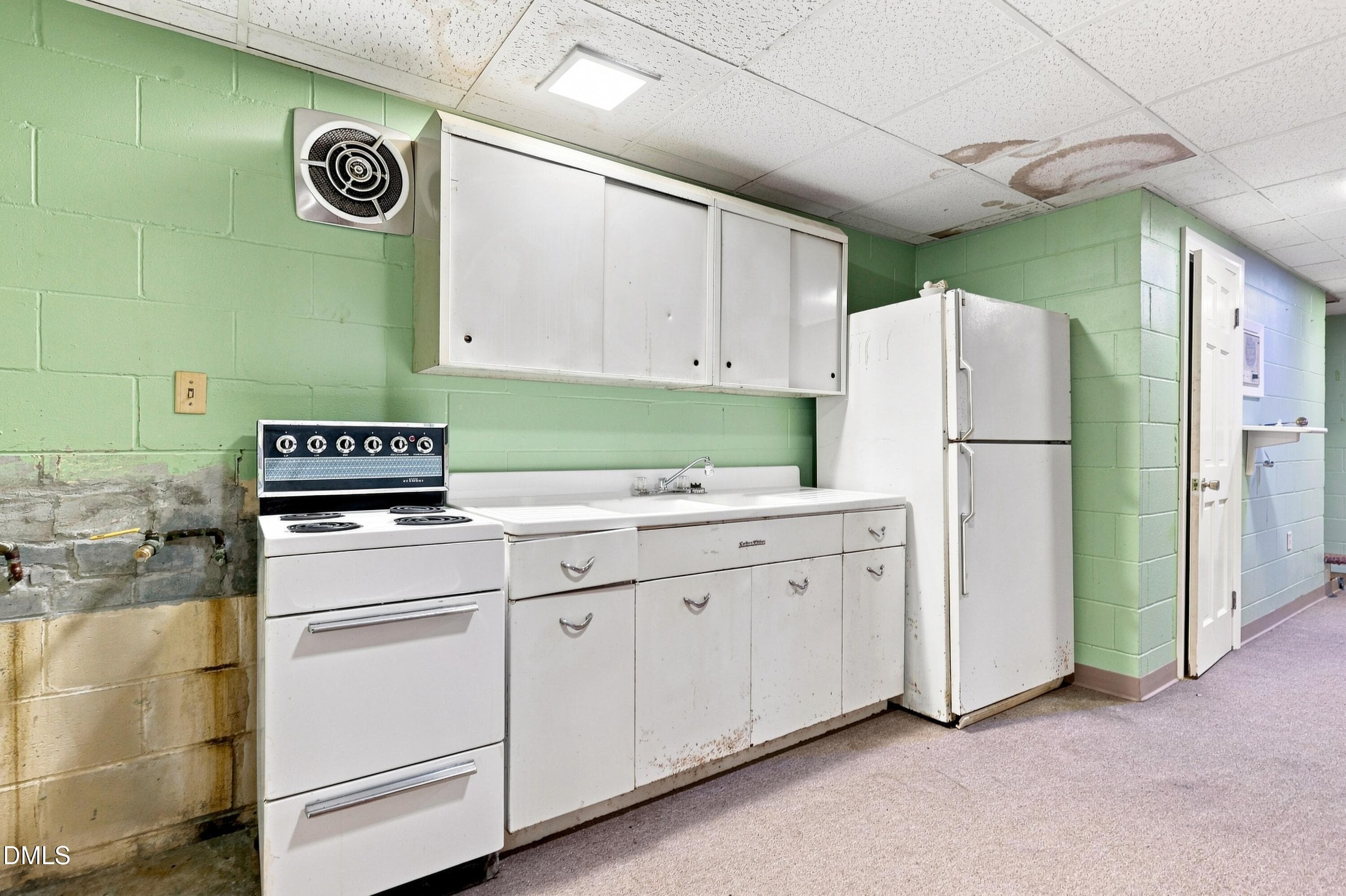 44-print-AZ3A0785 - 701 Sunset Avenue, Clinton, NC 28328, Clinton