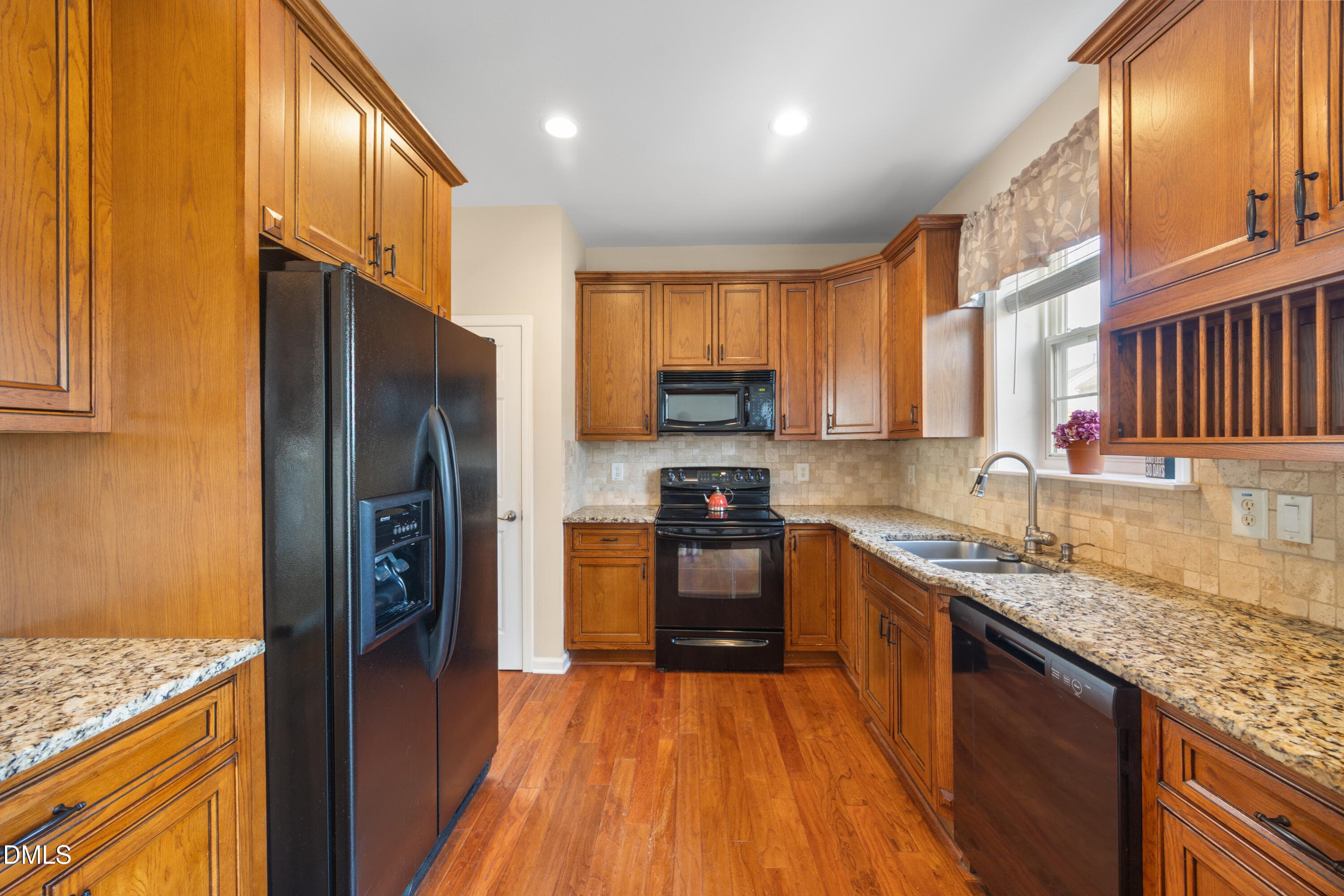 Kitchen 6-2 - 5525 Keowee Way, Raleigh, NC 27616, Raleigh