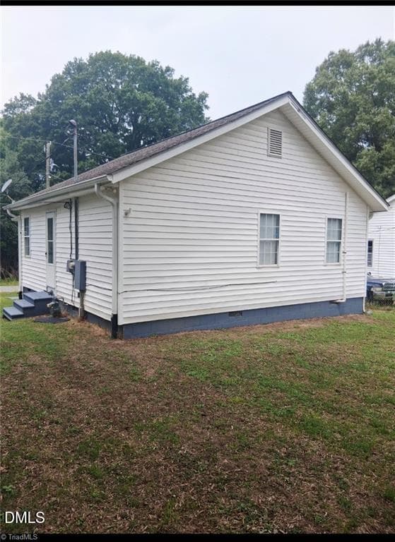 BACKYARD 2 - 627 Dailey Street, Burlington, NC 27217