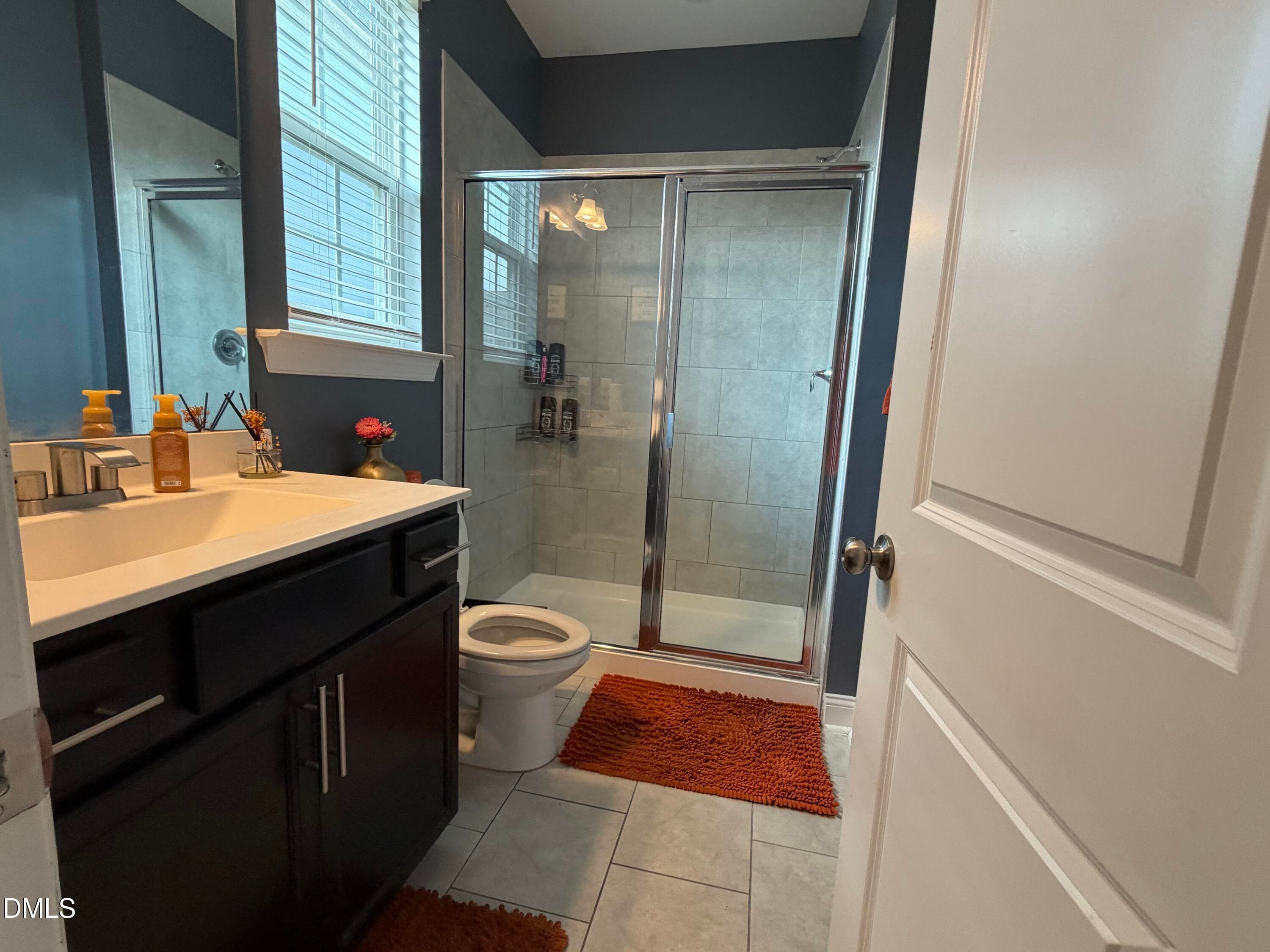 dsbath - 2012 Hay House Avenue, Wake Forest, NC 27587, Wake Forest