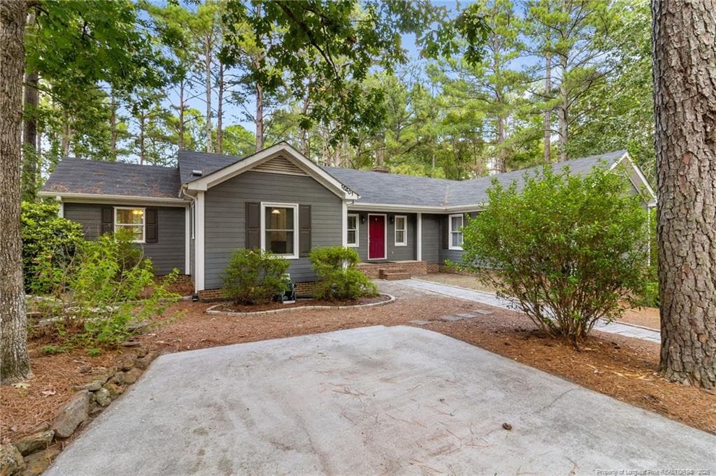 Photo 12 - 16401 Lakeshore Drive, Wagram, NC 28396