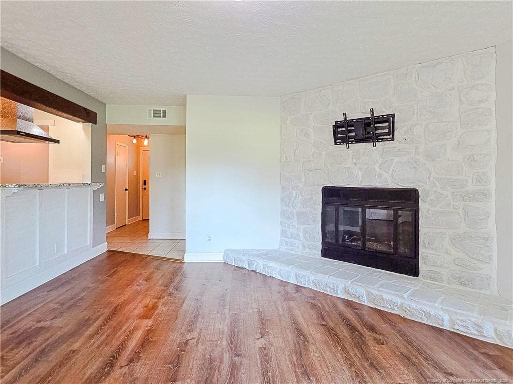 Photo 6 - 4305 Falls Drive, Hope Mills, NC 28348, Hope Mills