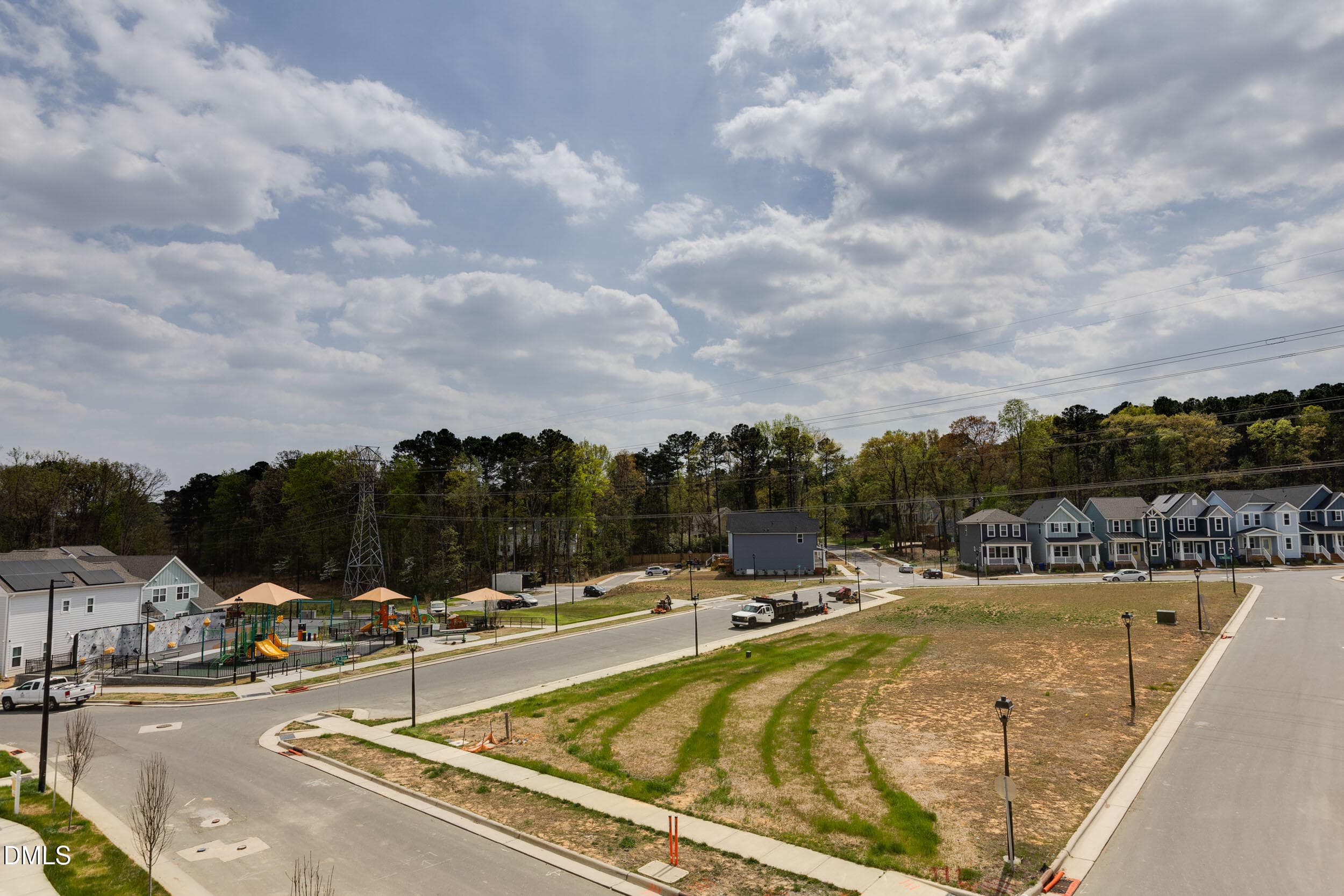 Whitley (47) - 400 Blackwell Drive 100, Chapel Hill, NC 27514, Chapel Hill