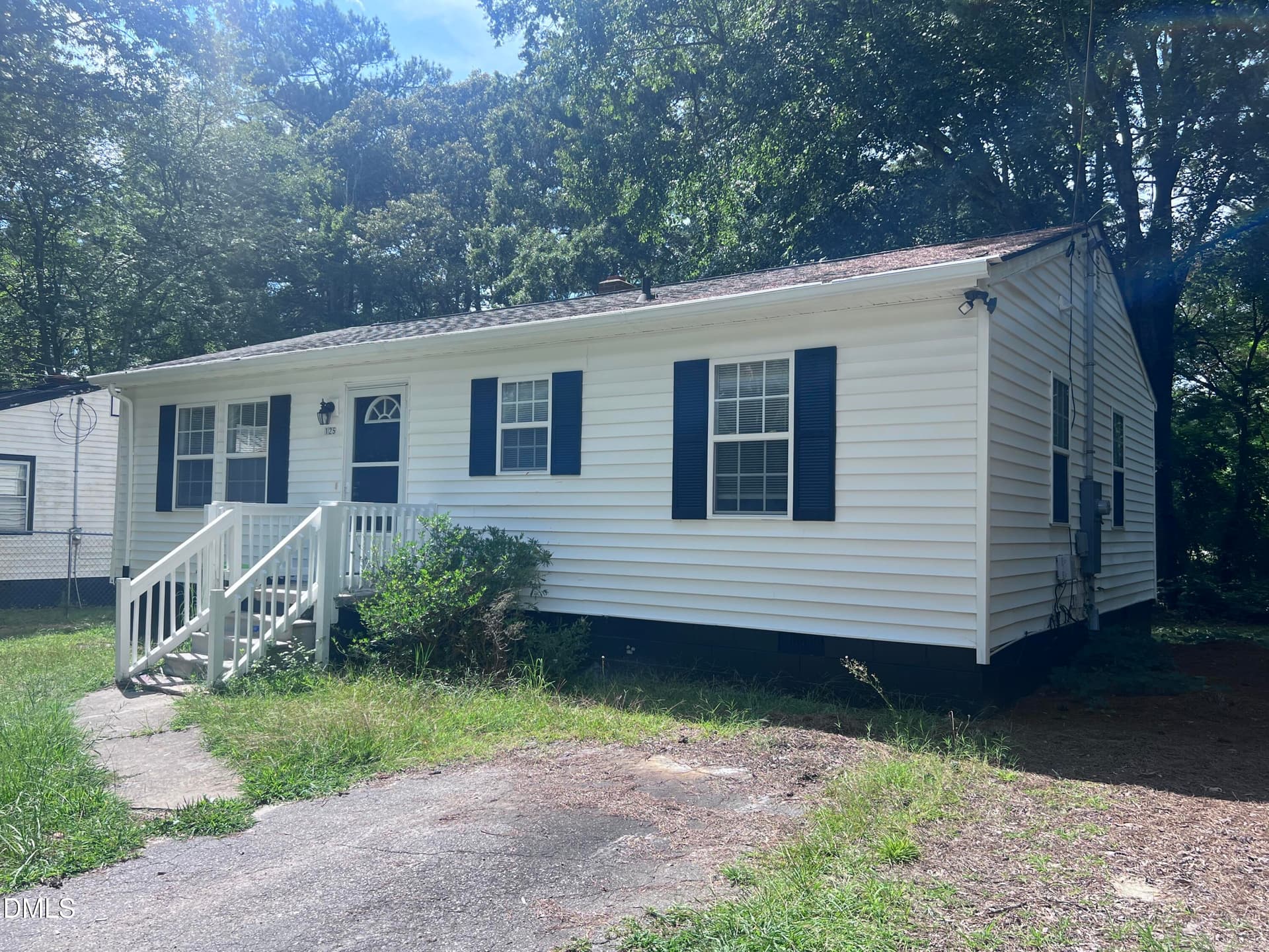 Front/right - 125 Booth Avenue, Henderson, NC 27536
