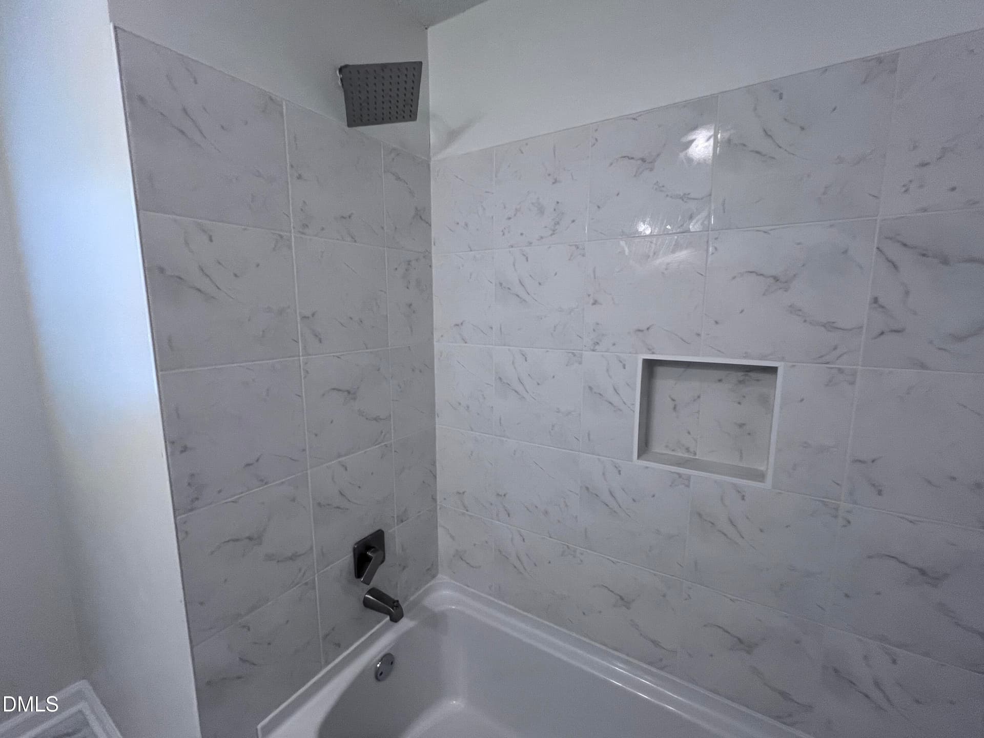 Bath - 125 Booth Avenue, Henderson, NC 27536