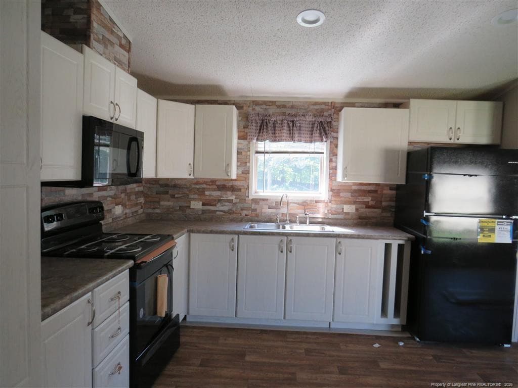 Photo 5 - 1649 Britania Drive, Spring Lake, NC 28390