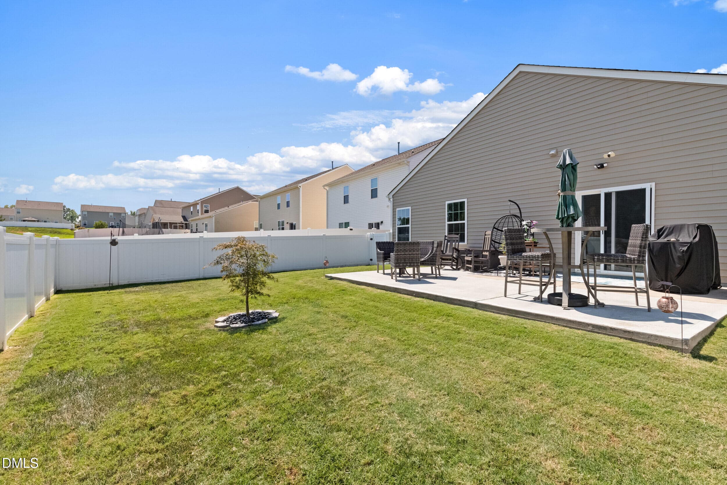 Yard - 110 N Great White Way, Clayton, NC 27527, Clayton