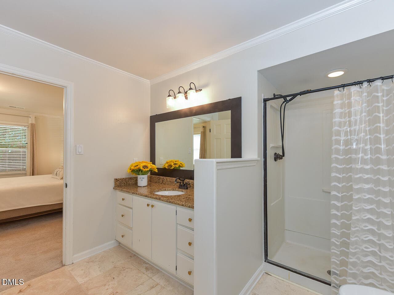 Interior - downstairs - primary bathroom - 5674 Hamstead Crossing, Raleigh, NC 27612, Raleigh