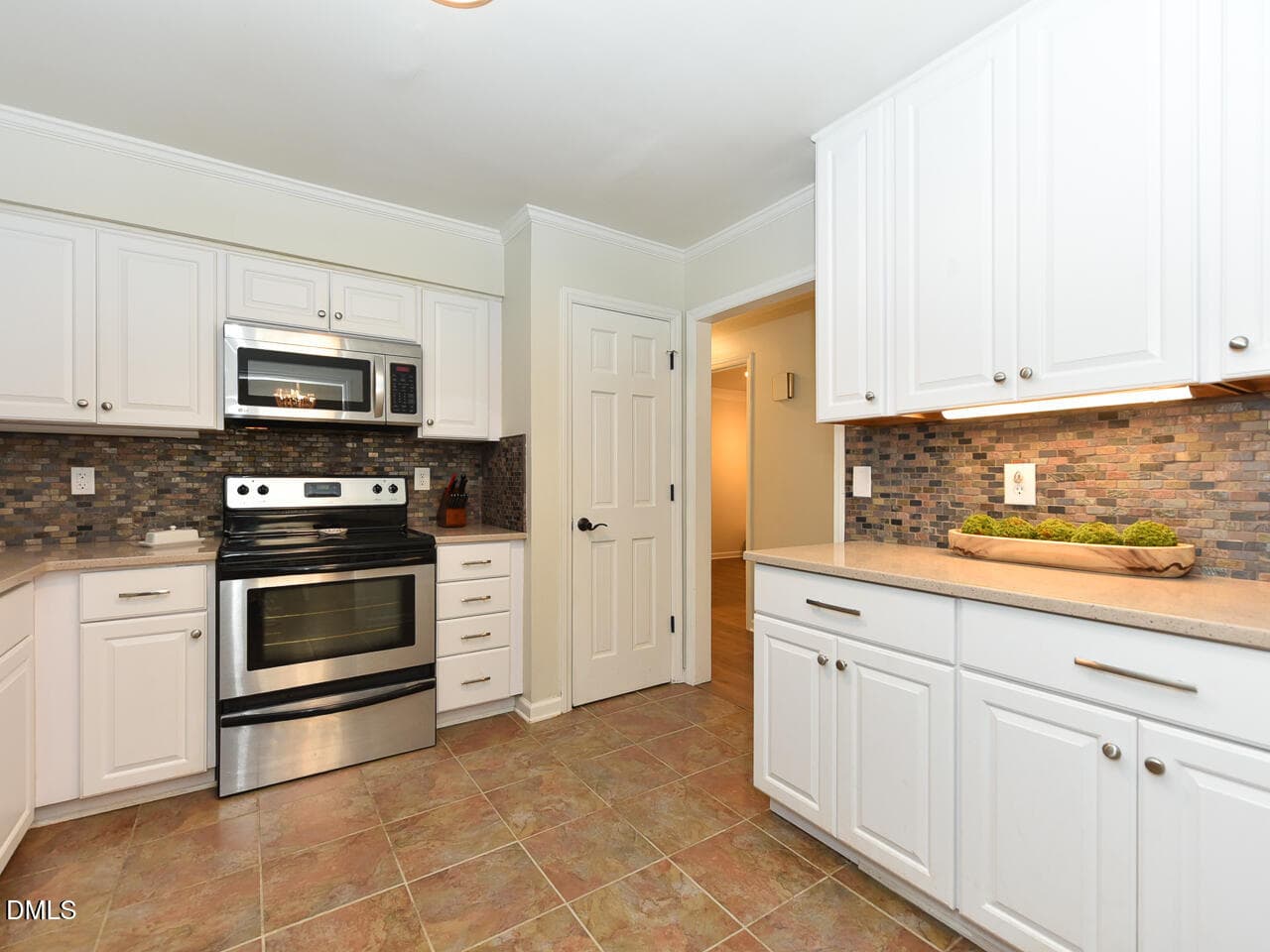 Interior - kitchen2 - OK - 5674 Hamstead Crossing, Raleigh, NC 27612, Raleigh