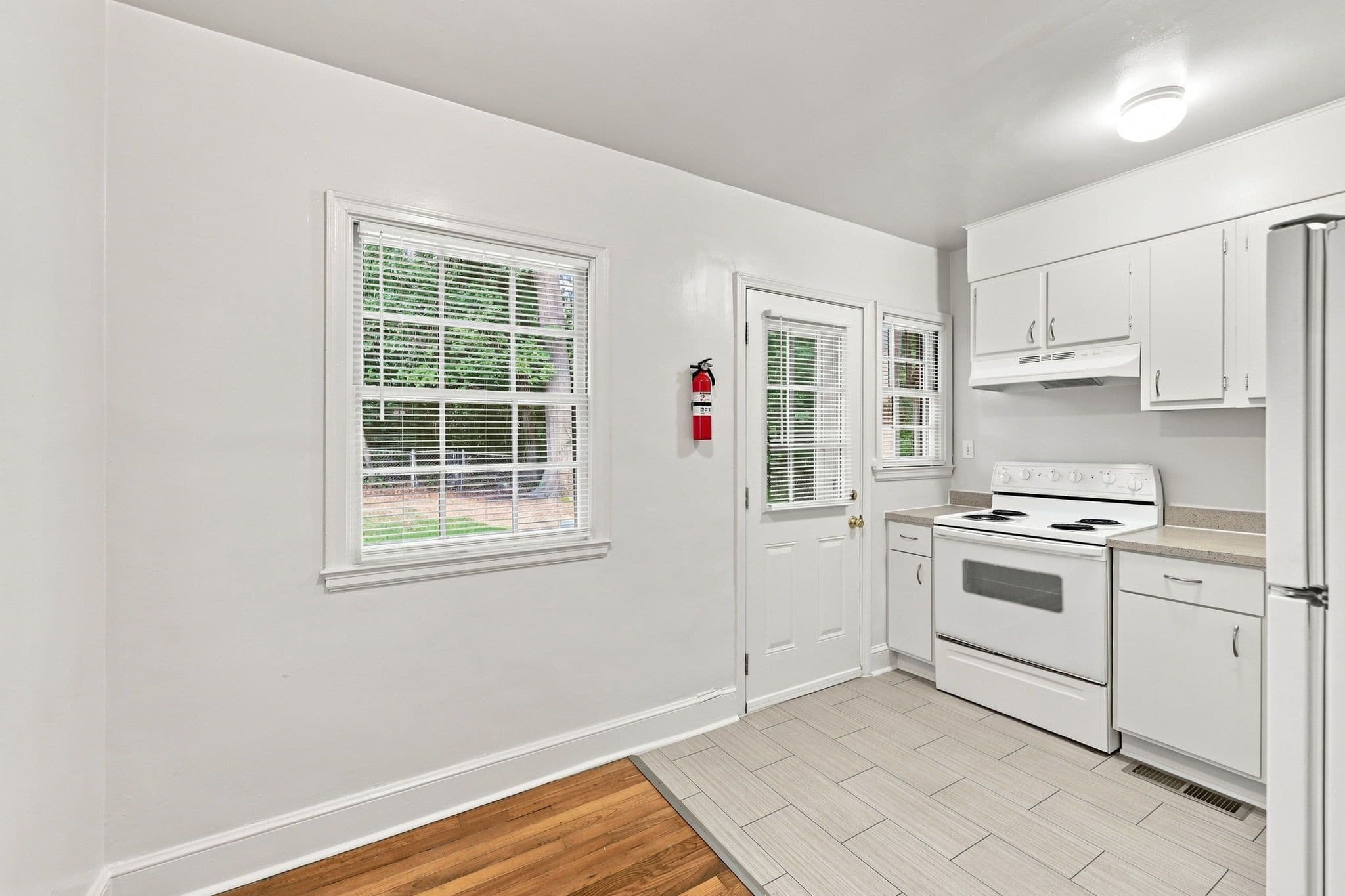 7- Kitchen.jpg - 812 W Markham Avenue, Durham, NC 27701, Durham