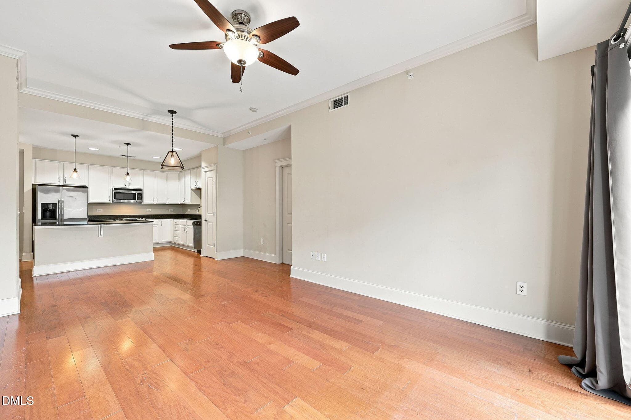 21-web-or-mls-IMG_0240_photoshop - 222 Glenwood Avenue 717, Raleigh, NC 27603, Raleigh