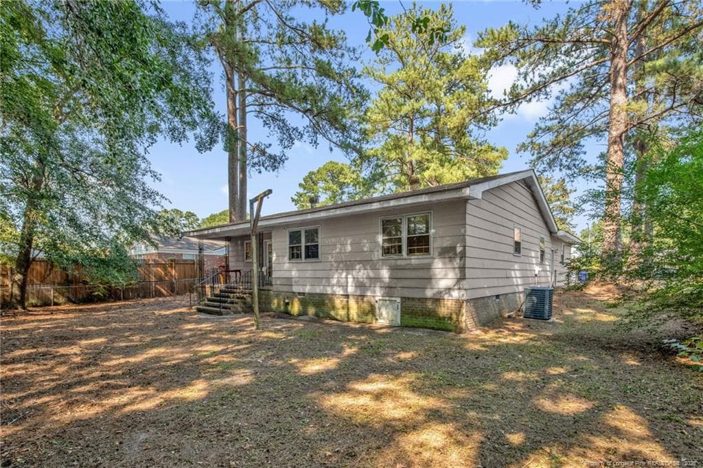 Photo 2 - 733 Goodyear Drive, Spring Lake, NC 28390