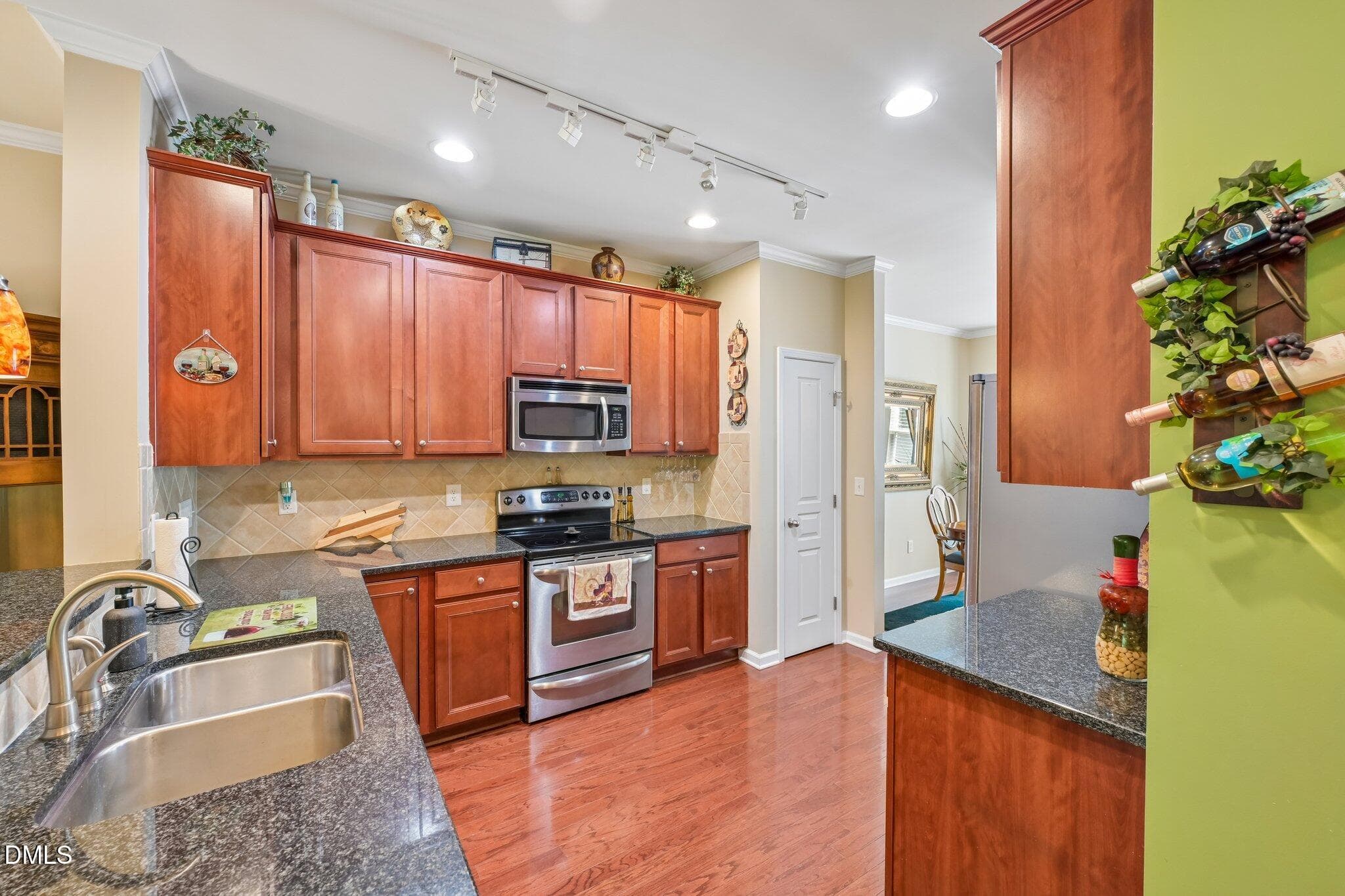 13-web-or-mls-Braidwood Ct-S0909-013 - 6134 Braidwood Court, Raleigh, NC 27612, Raleigh