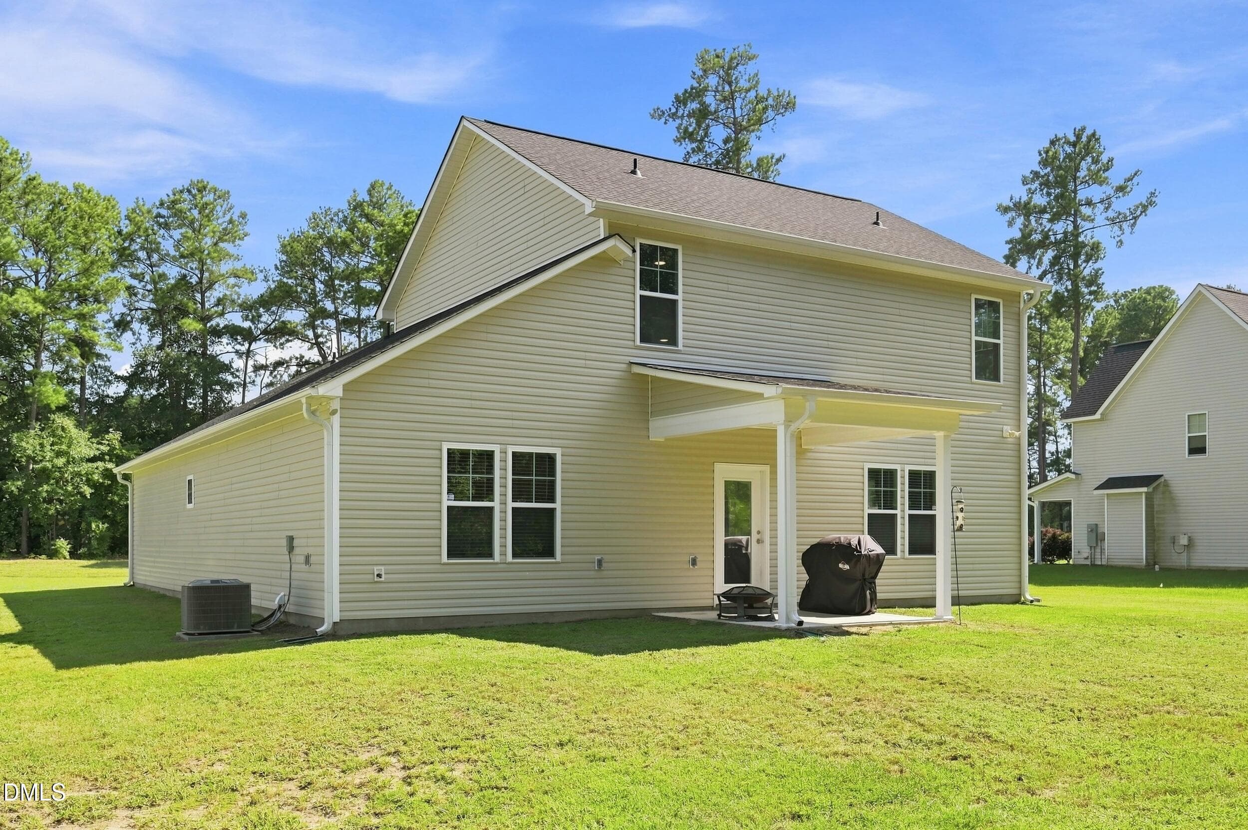 29_132 - 105 Forest Wood Drive, Salemburg, NC 28385