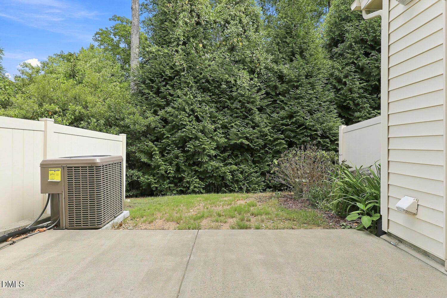 PRIVATE Yard Allscott - 7829 Allscott Way, Raleigh, NC 27612, Raleigh