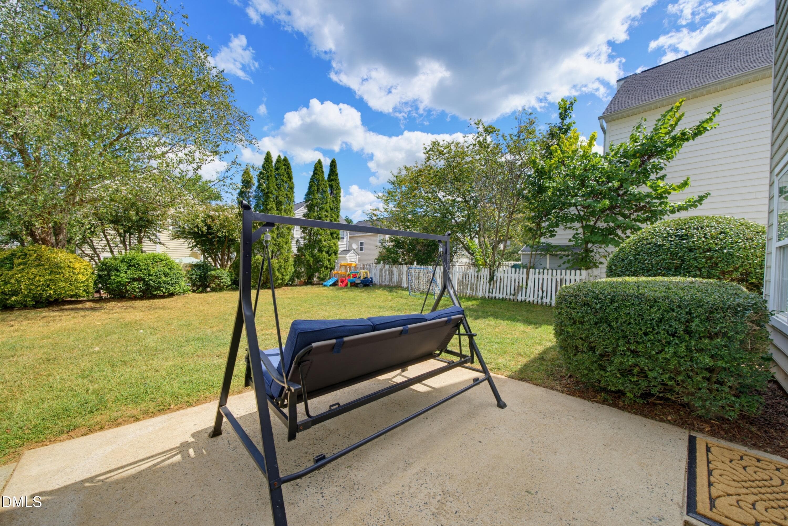 Backyard 2 - 5036 Village Lawn Drive, Raleigh, NC 27613, Raleigh