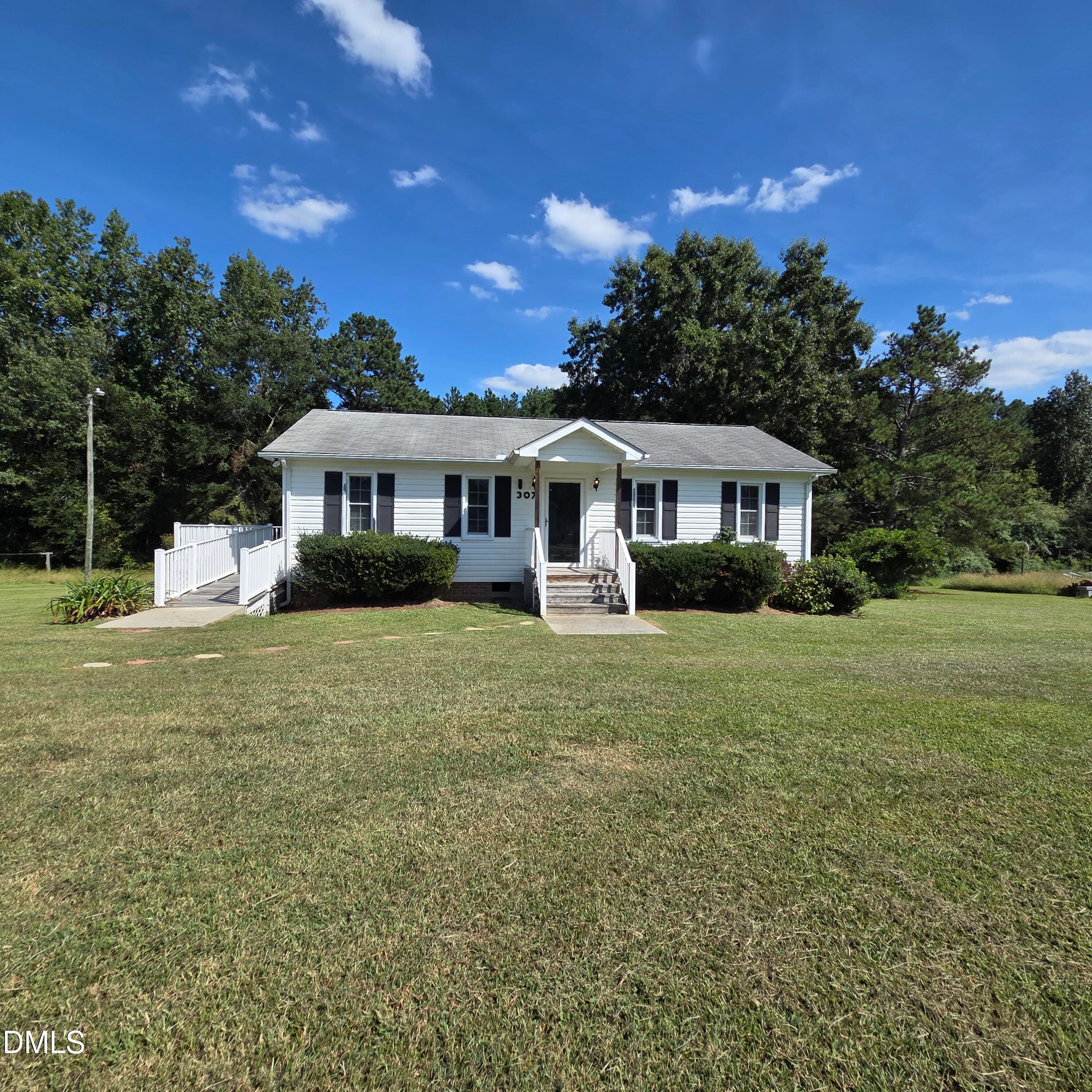 WELCOME HOME! - 307 Slate Top House Road, Clayton, NC 27520, Clayton