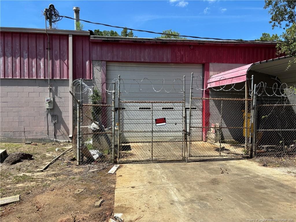 Left Side Garage Door - 310 Hines Street, Lumberton, NC 28358, Lumberton